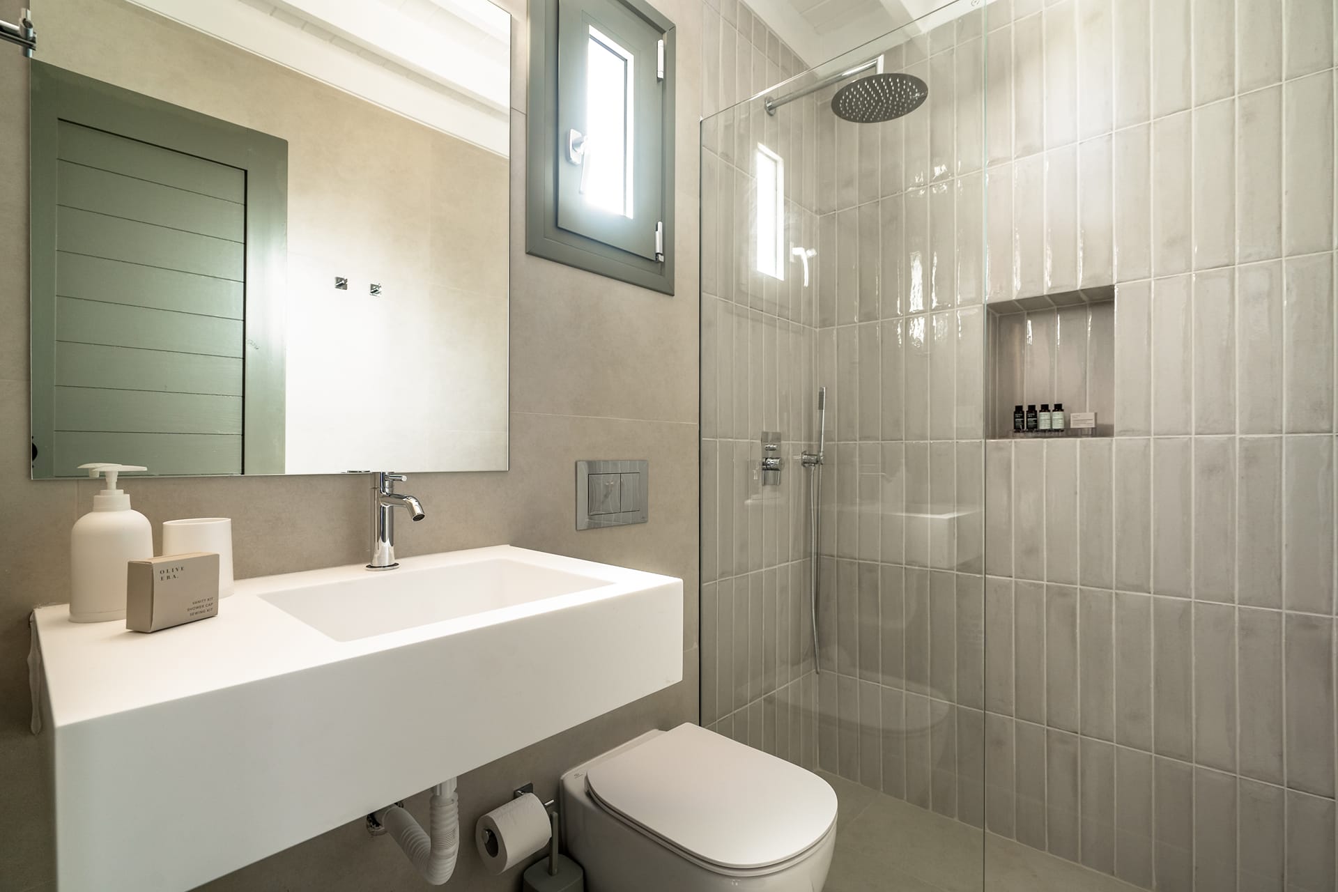 One Bedroom Bungalow Garden View