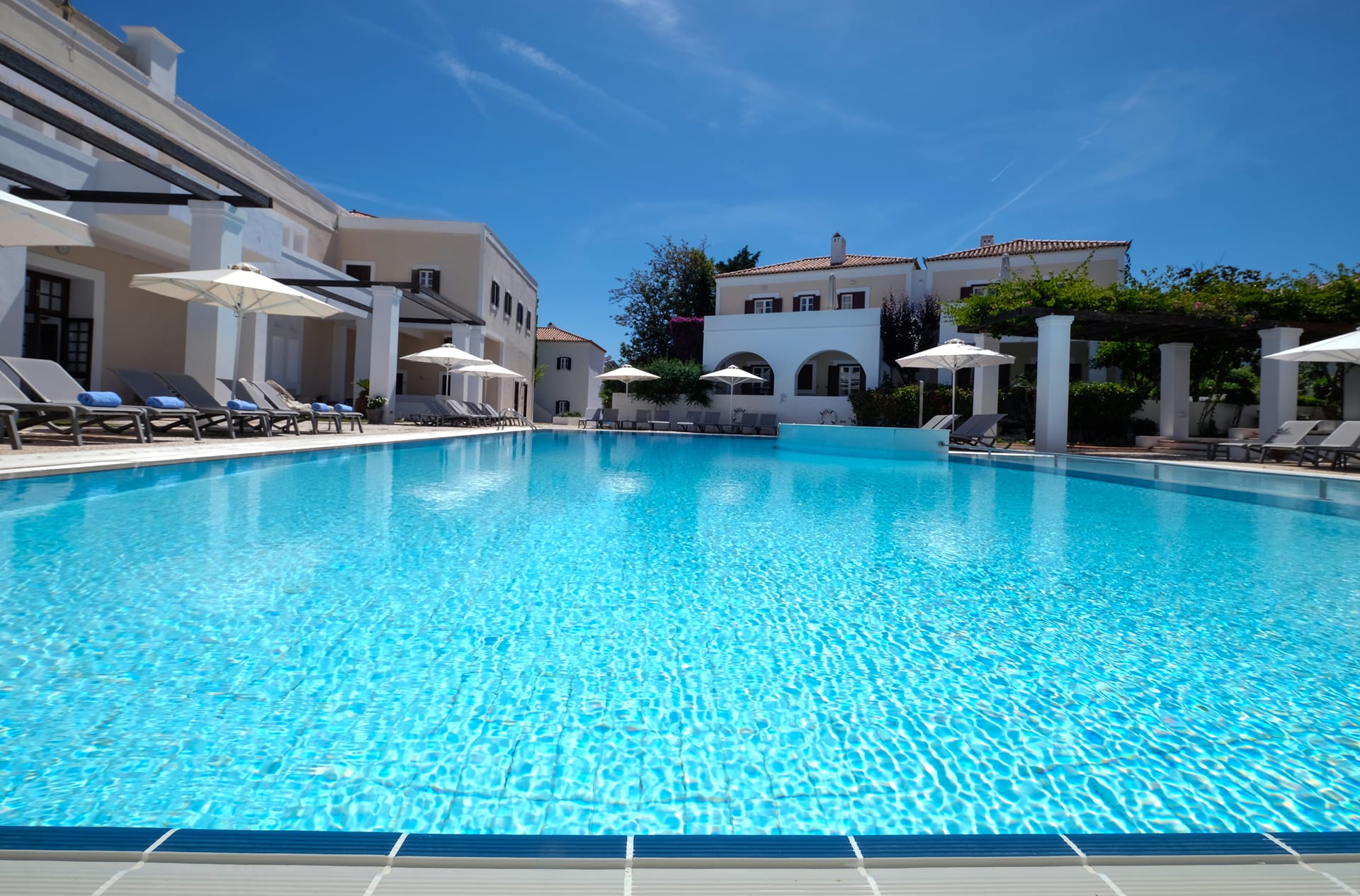 Nissia Traditional Residences, ,