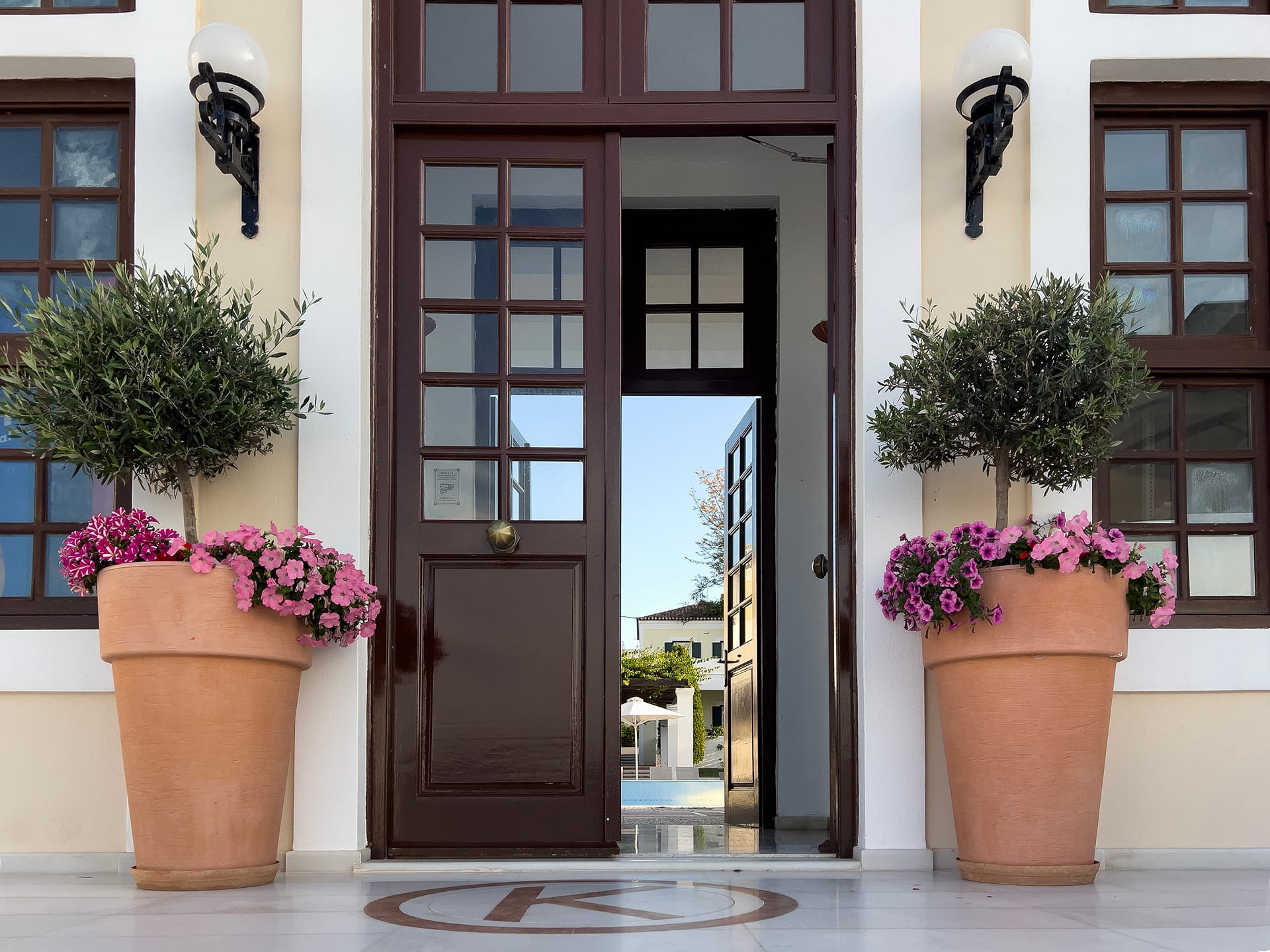 Nissia Traditional Residences, ,