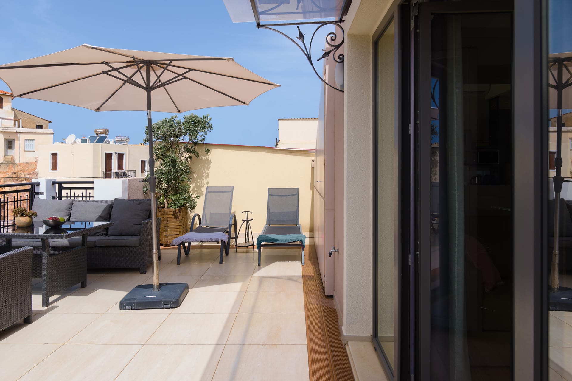 Nival Luxury Suites  Nival Luxury Suites