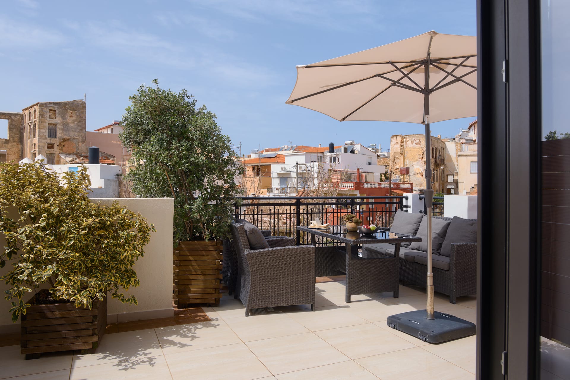 Nival Luxury Suites  Nival Luxury Suites