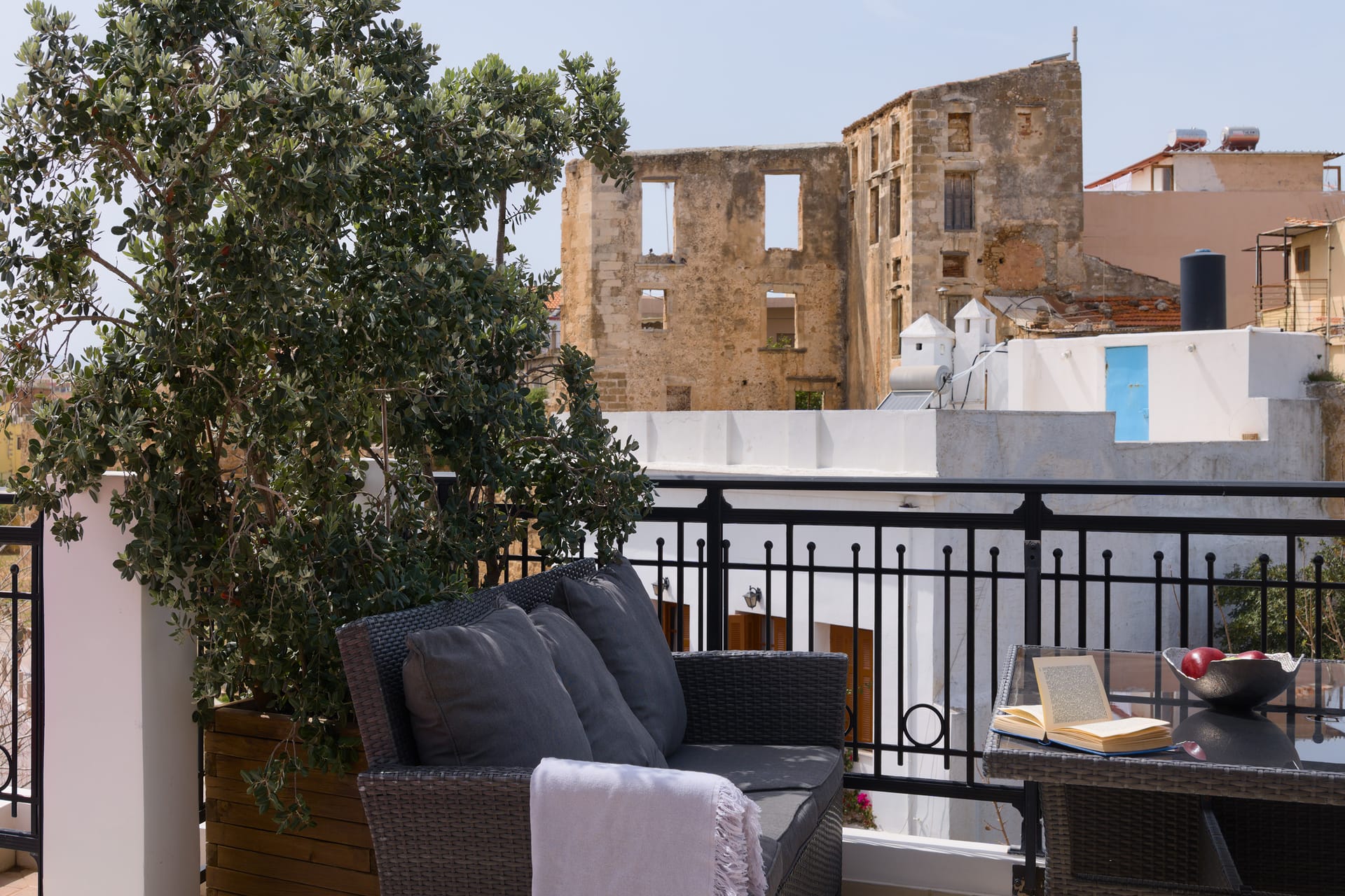 Nival Luxury Suites  Nival Luxury Suites