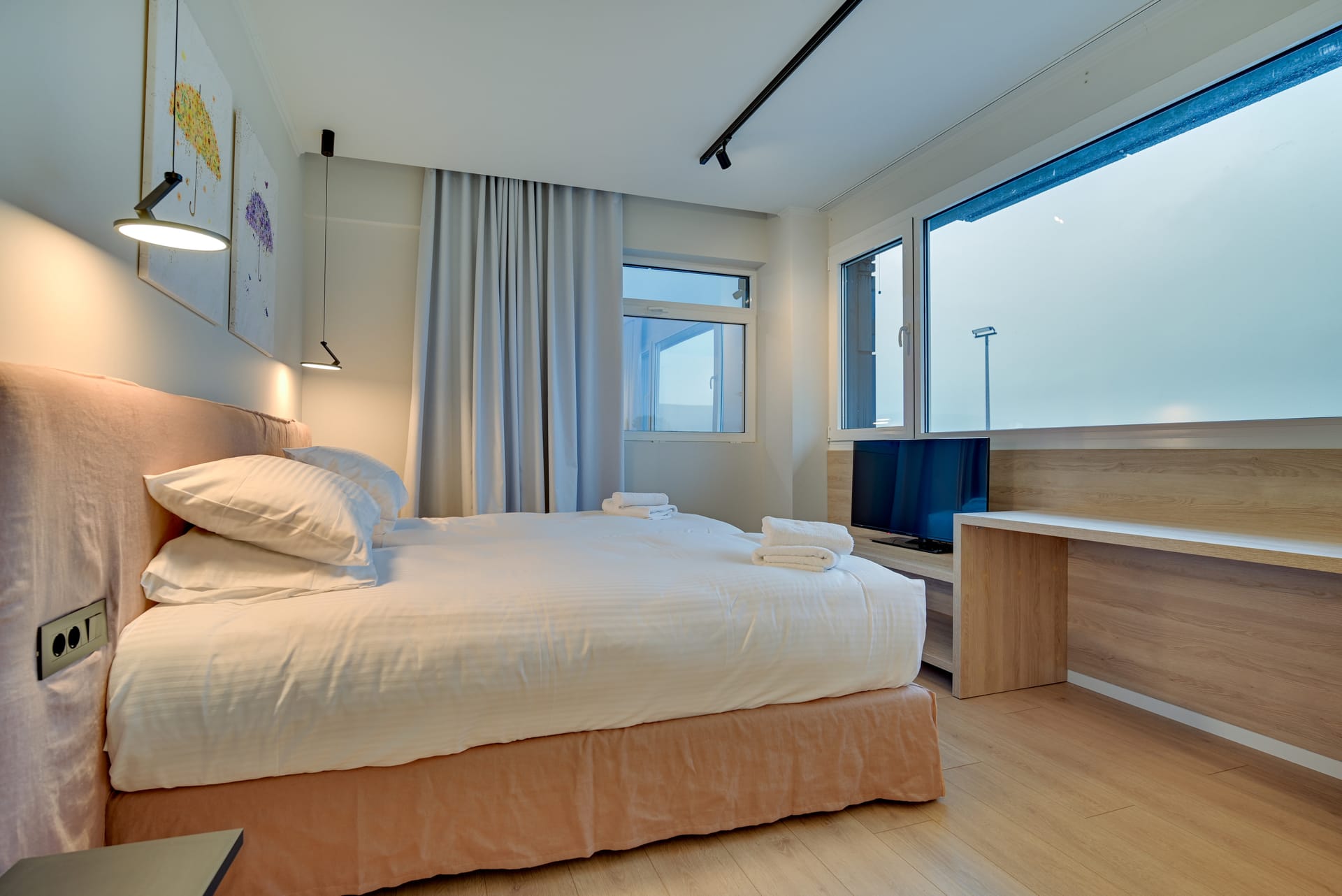 Nomads Lux Studios & Business Center