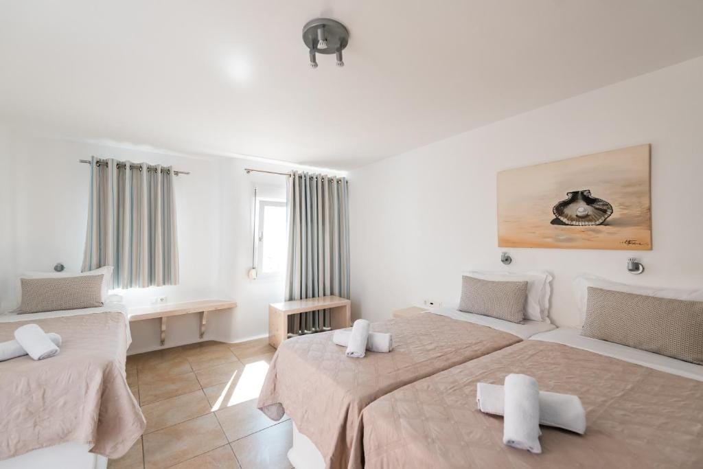 New Paradise Beach Resort Mykonos, Paradise, Grčka — Superior Triple Room