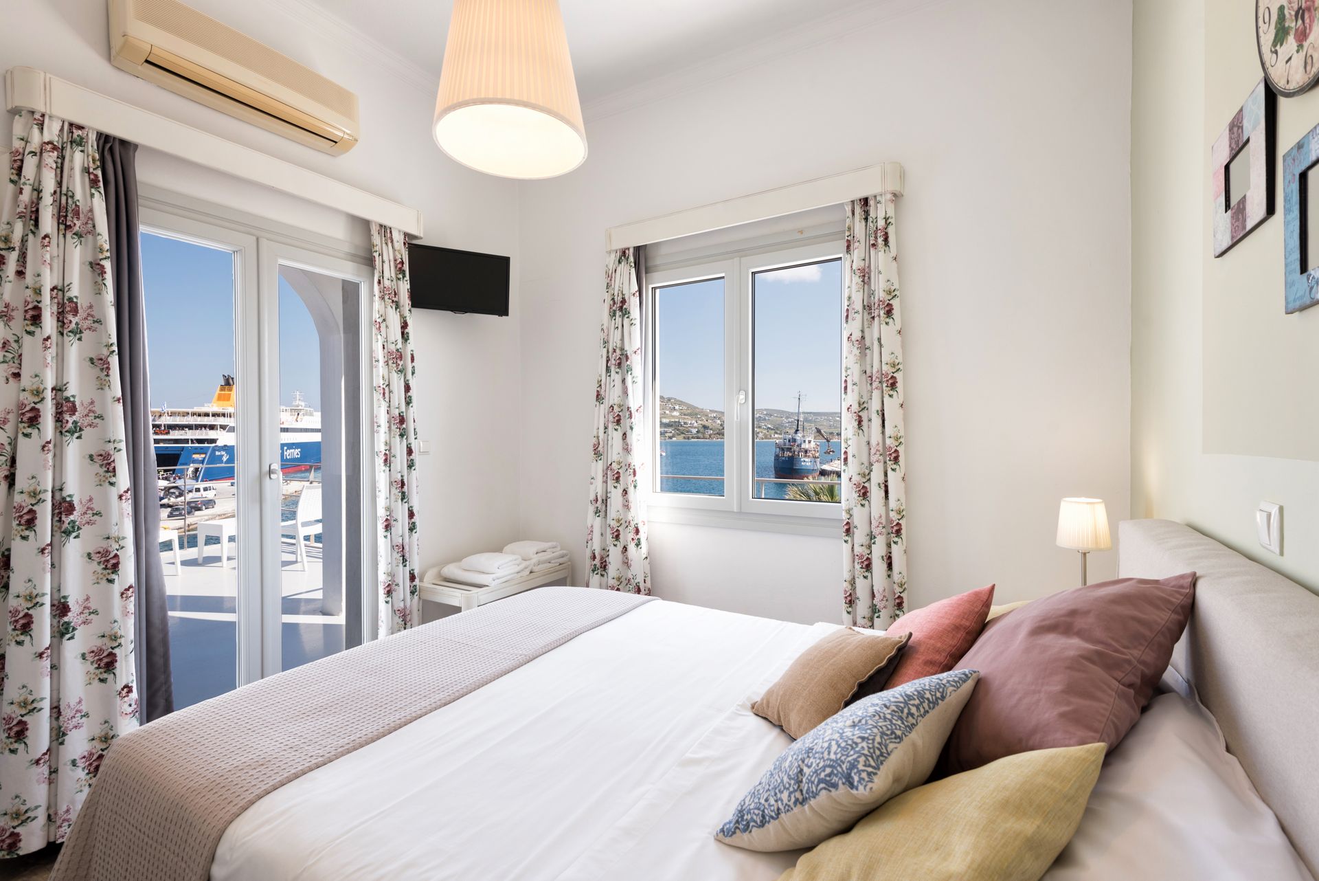 Oasis Hotel Paros, Grčka — Double or Twin Room with Sea View