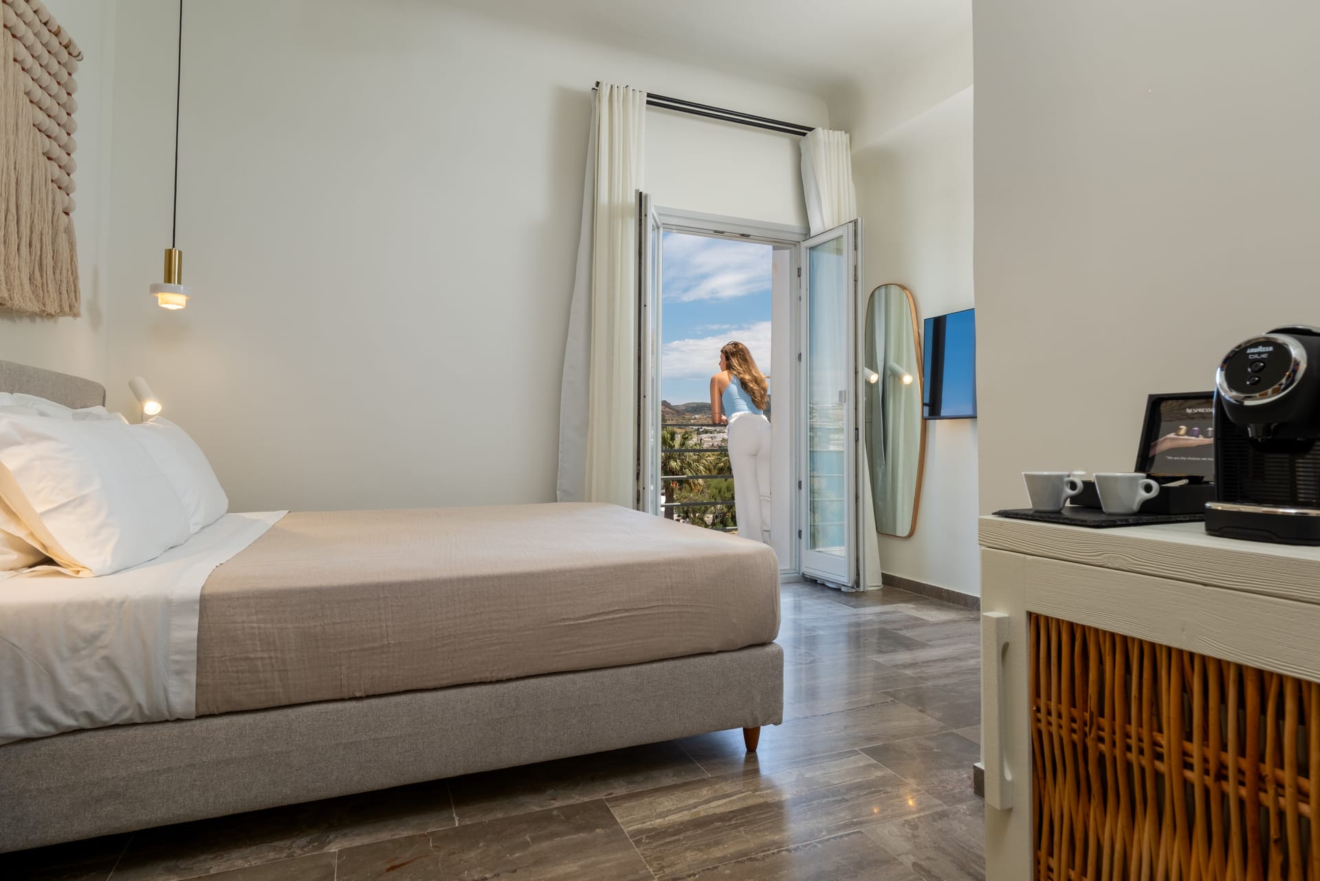 Oasis Hotel Paros, Grčka — Deluxe Double or Twin Room with Sea View