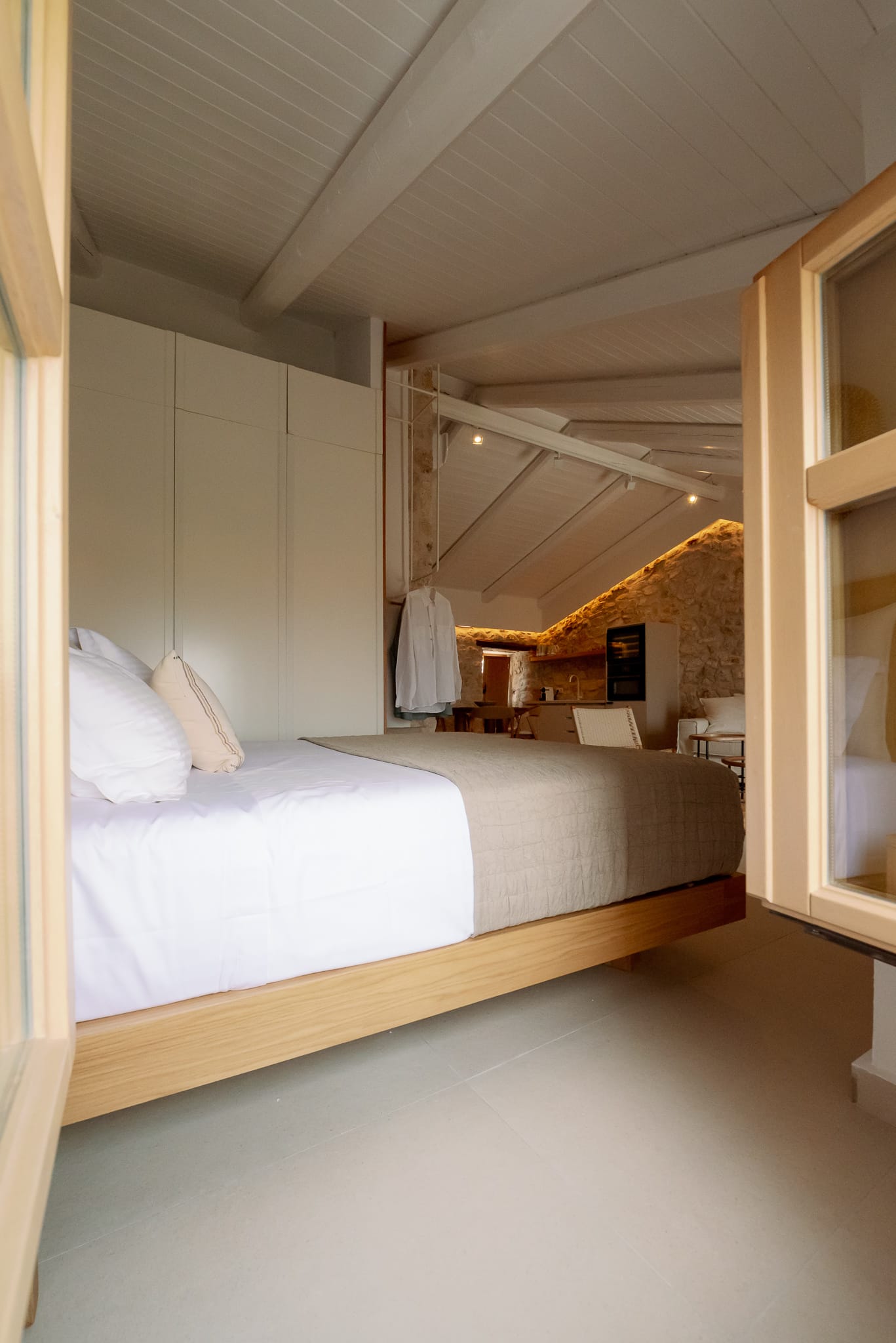 Oceanis Suites Living Parga