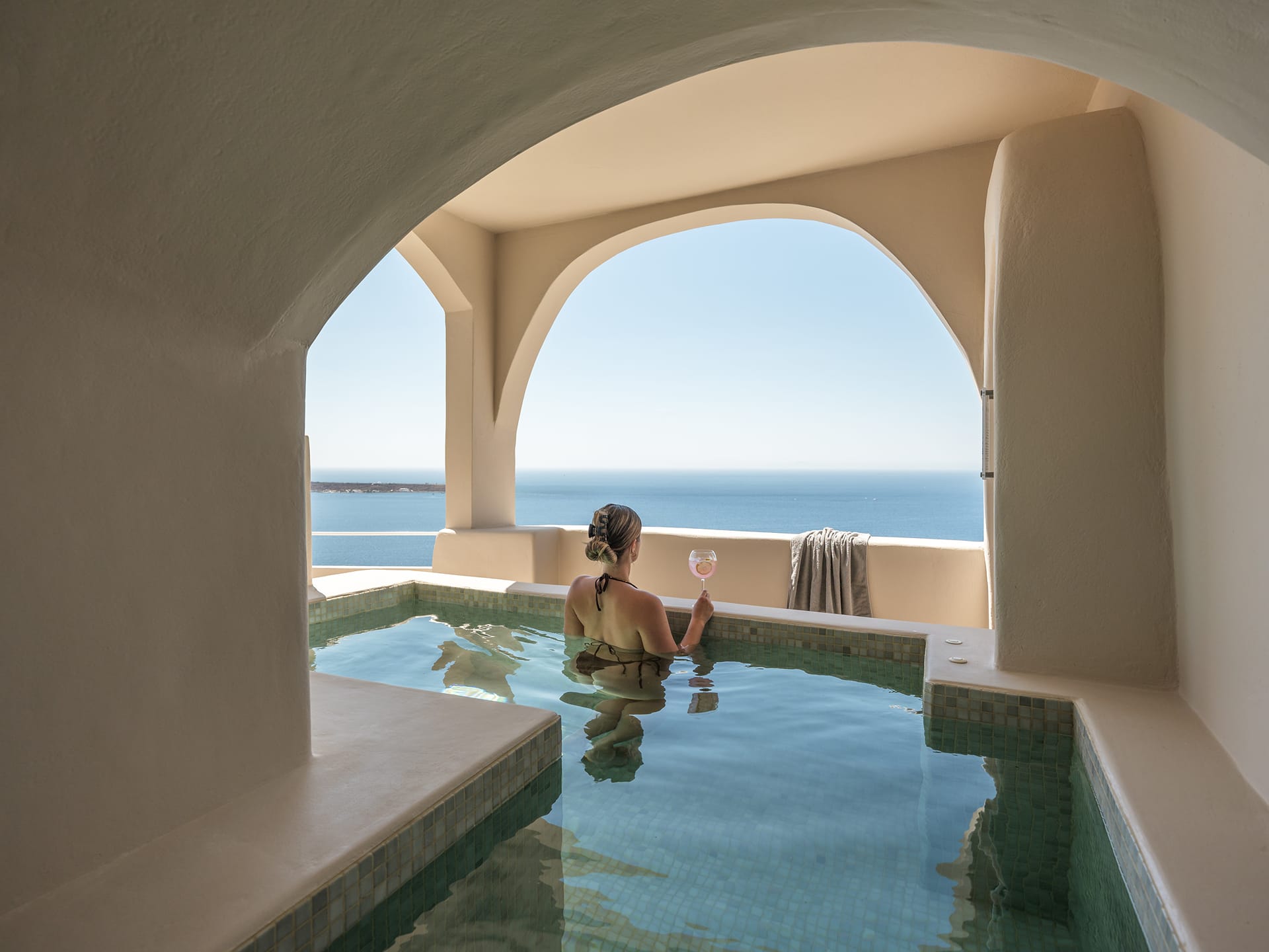 Cave Pool Suite with Outdoor Plunge Pool | Panoramic Sea-Caldera-Bay & Direct Sunset Views