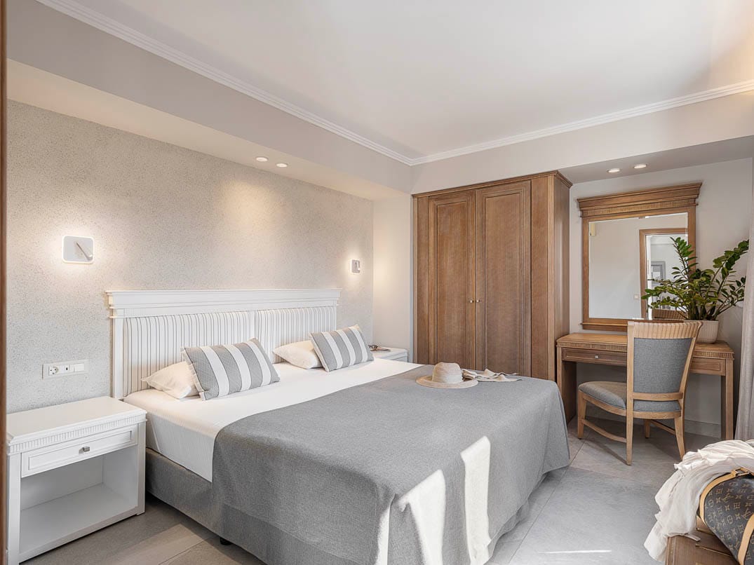 Okeanis Golden Resort, ,