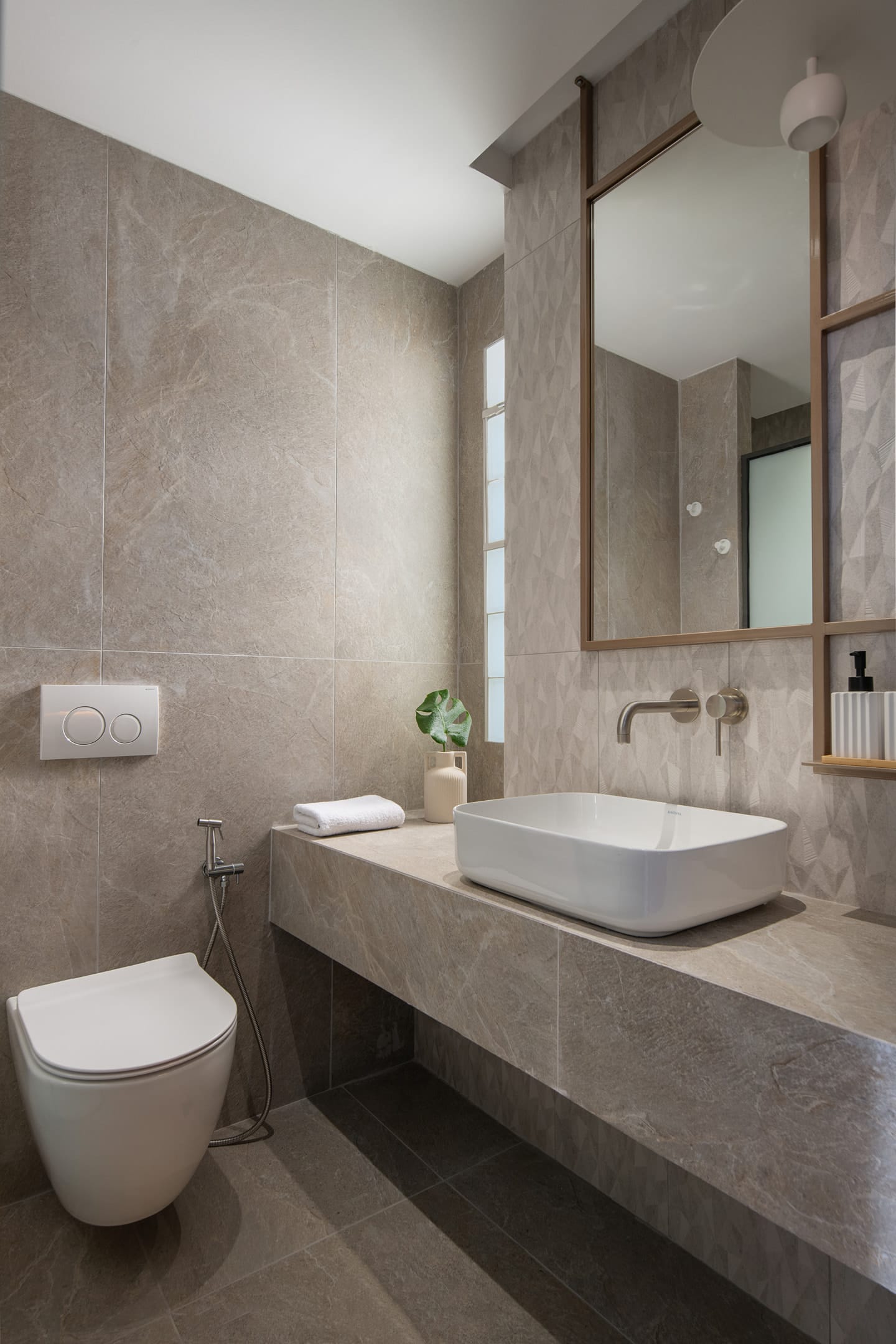 Olenia Suites