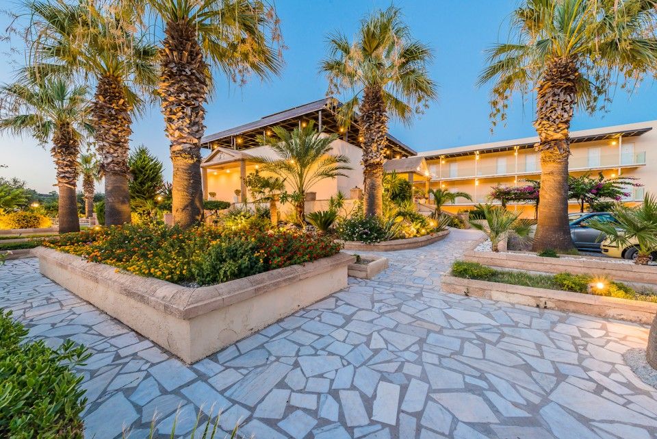 Olive Garden Hotel in Lardos, South Rhodes, Rhodes, Greece Book online