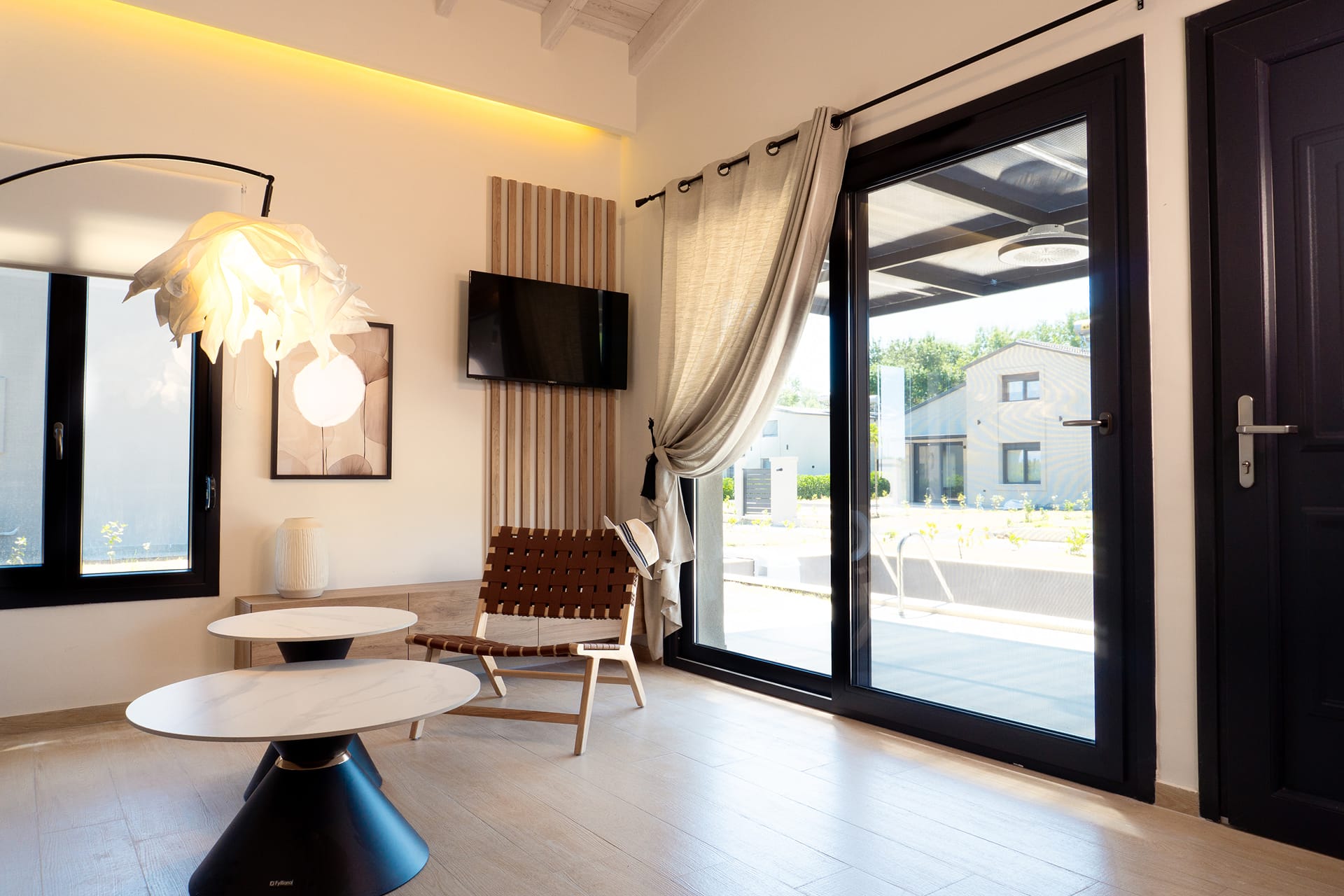 Ammos Luxury Pool Villas 11