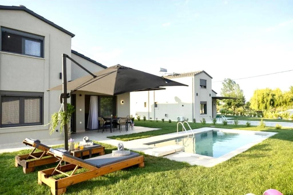 Ammos Luxury Pool Villas 5
