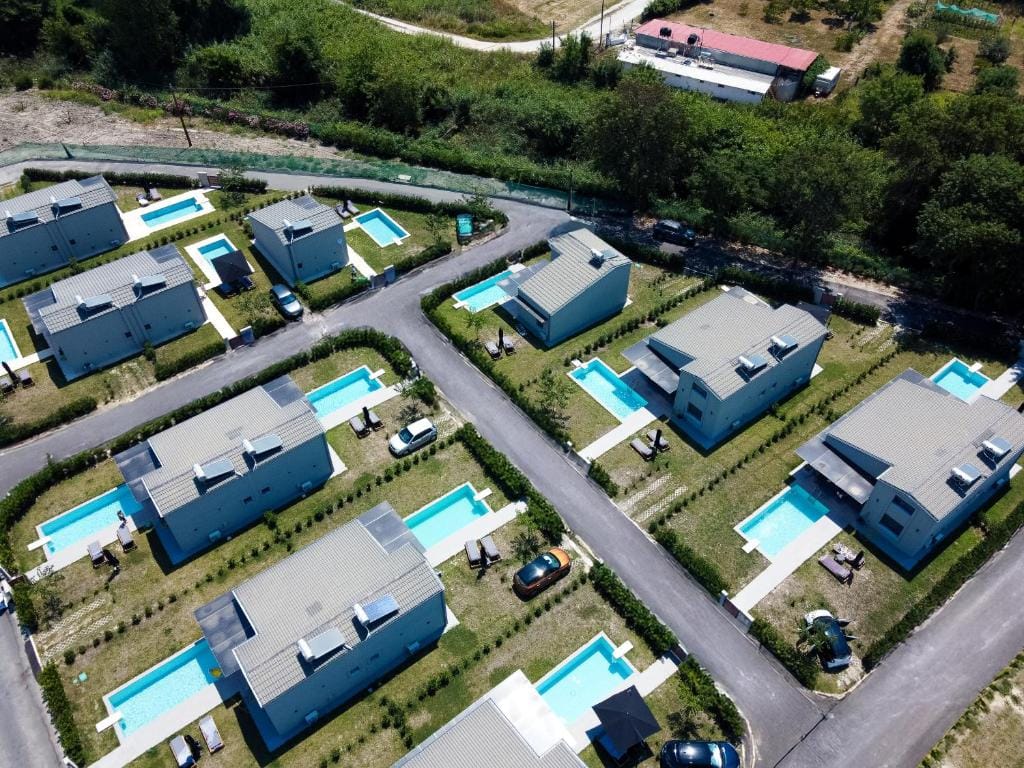 Ammos Luxury Pool Villas 9