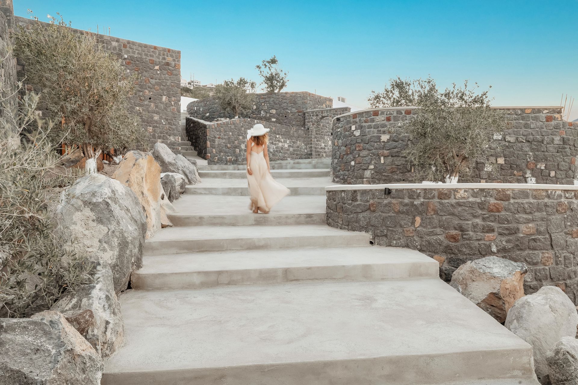 Oyster Luxury Suites, Santorini, Greece Book Online