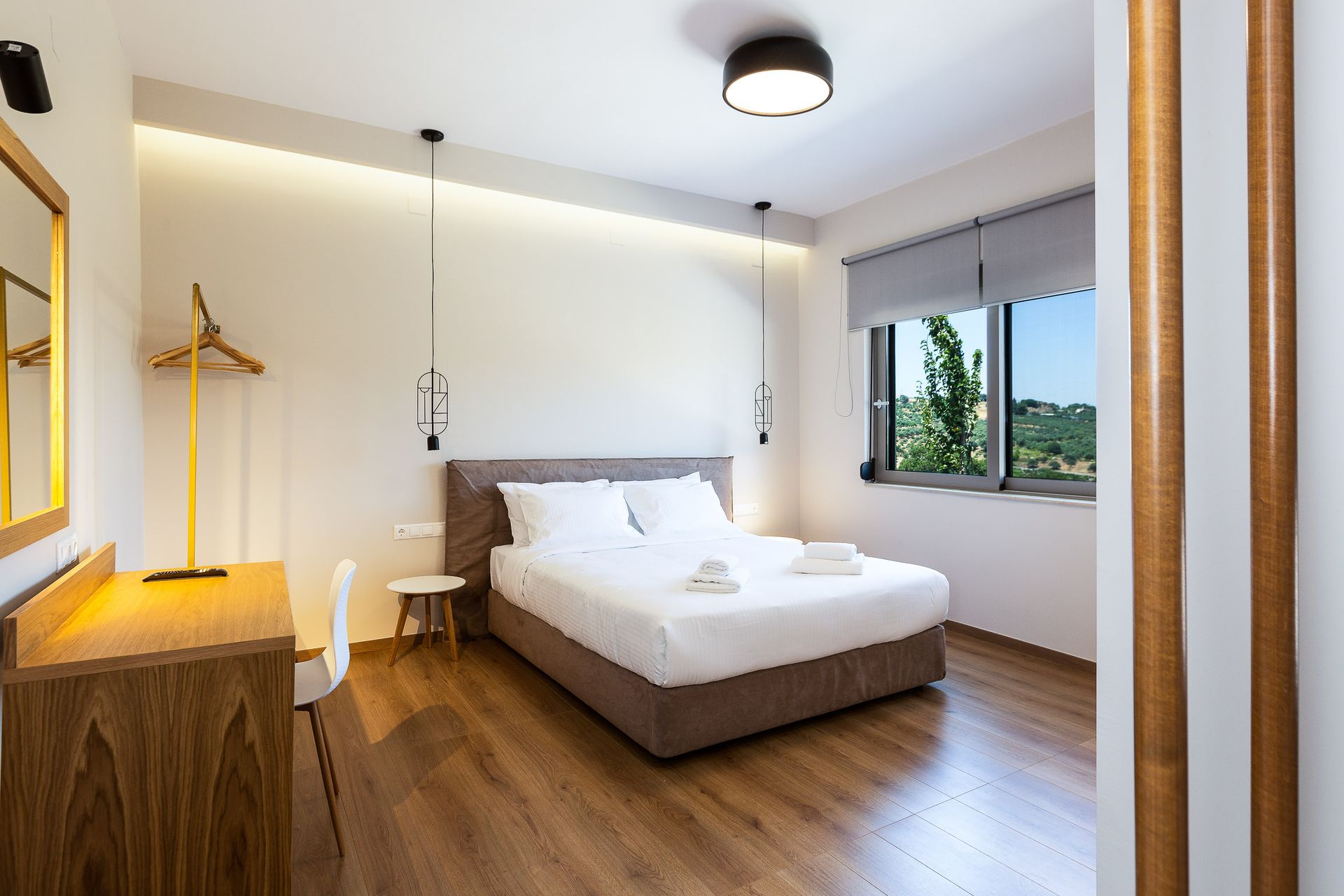 One-Bedroom Apartment (Levanta)