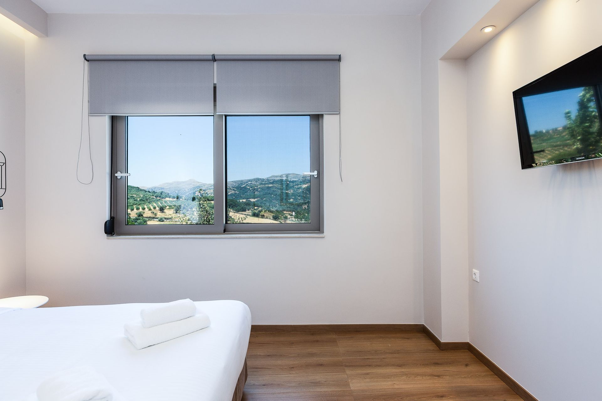 One-Bedroom Apartment (Levanta)