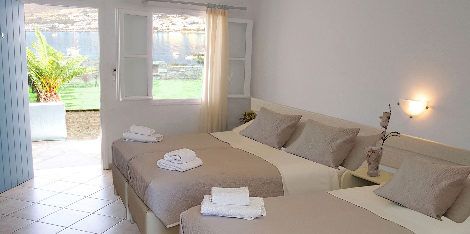 Paros Paradise, Grčka — Ground Floor Sea View Studio for Two or Three