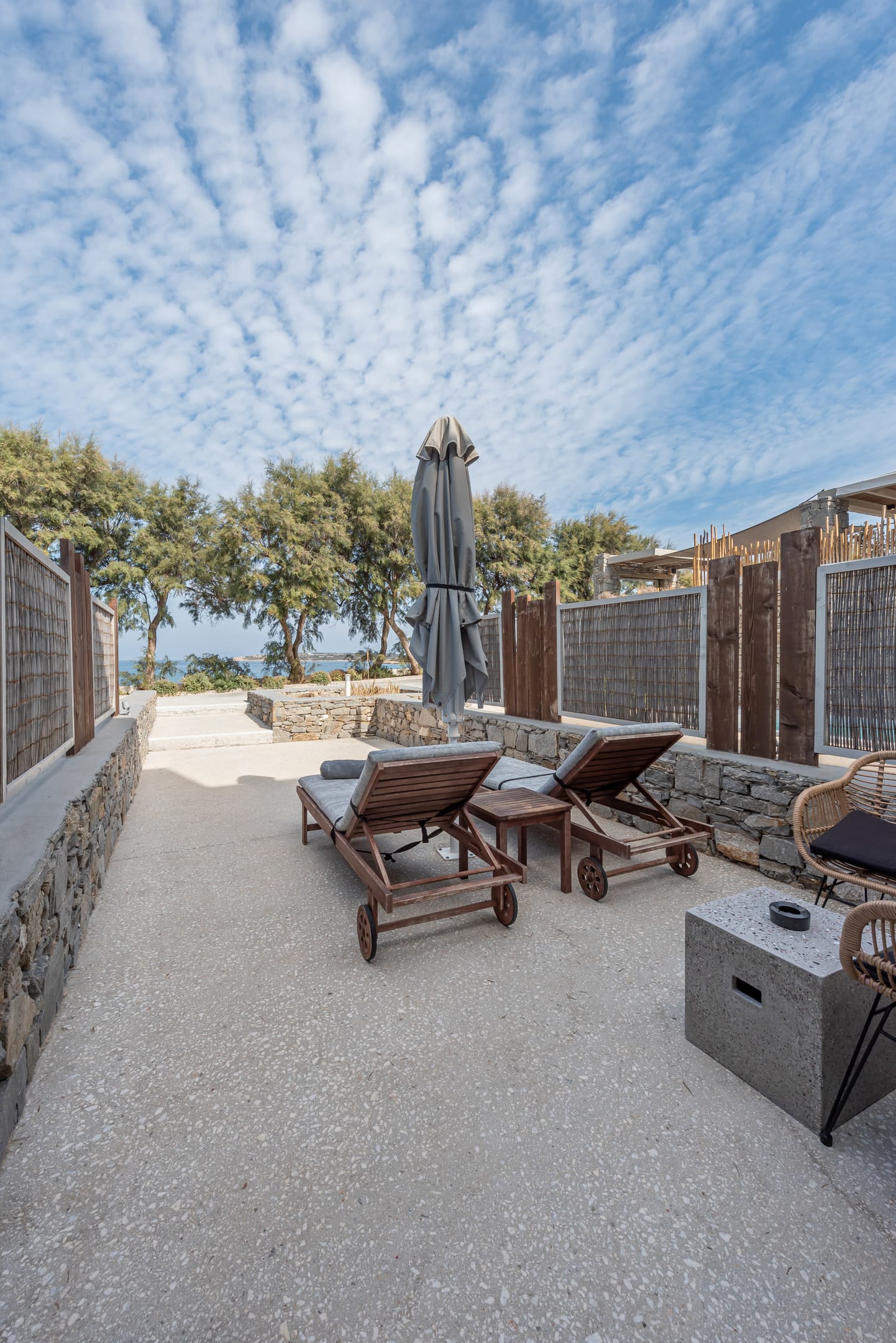 Double Suite with Private Yard with Sea View