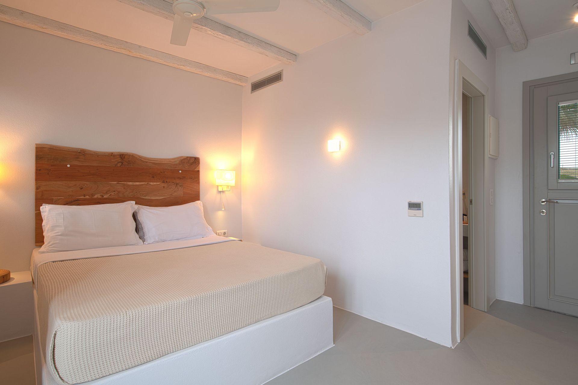 Junior Suite with Private Balcony & Sea View