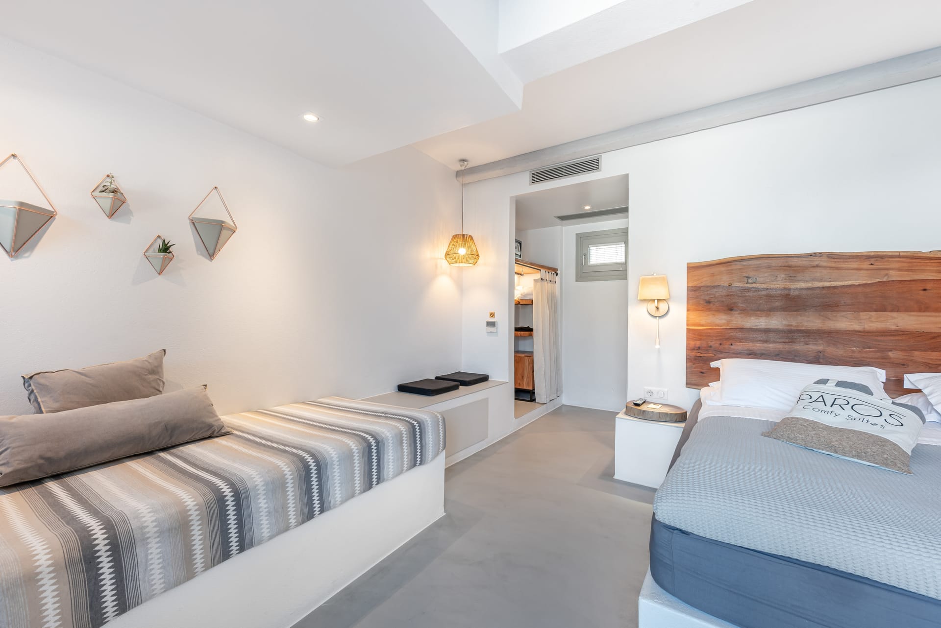 Suite with Private Plunge Pool & Sea View