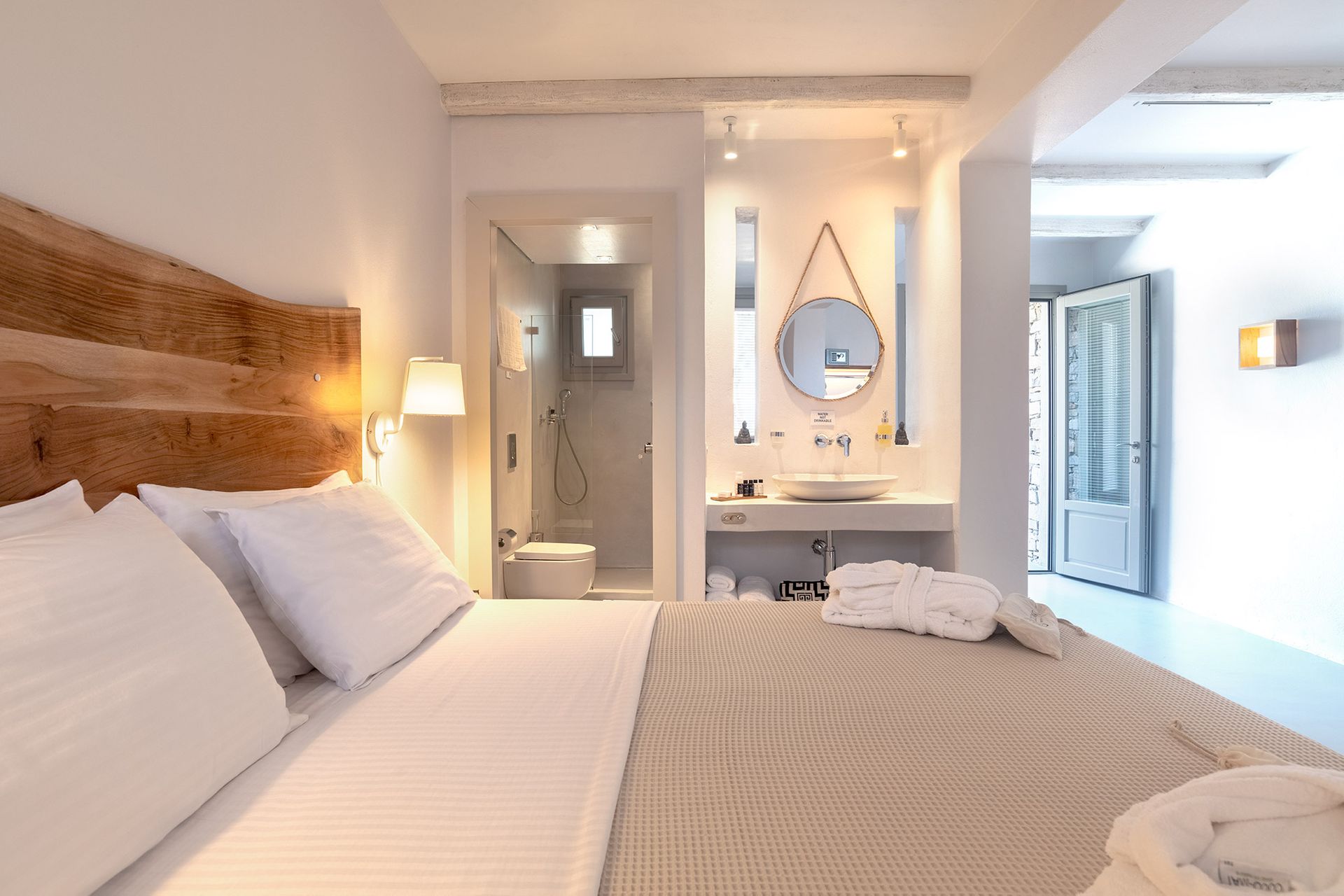 Superior Suite with Private Pool &amp; Sea View
