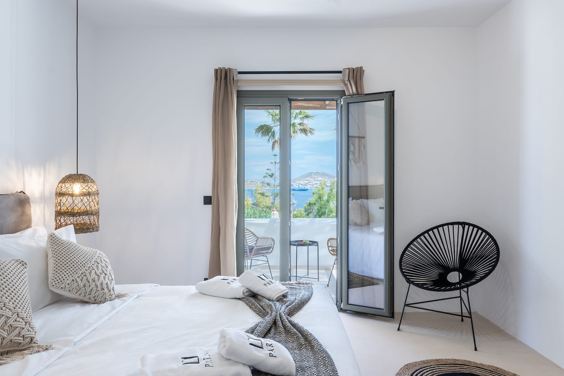 Deluxe Double w/ Balcony & Sea View