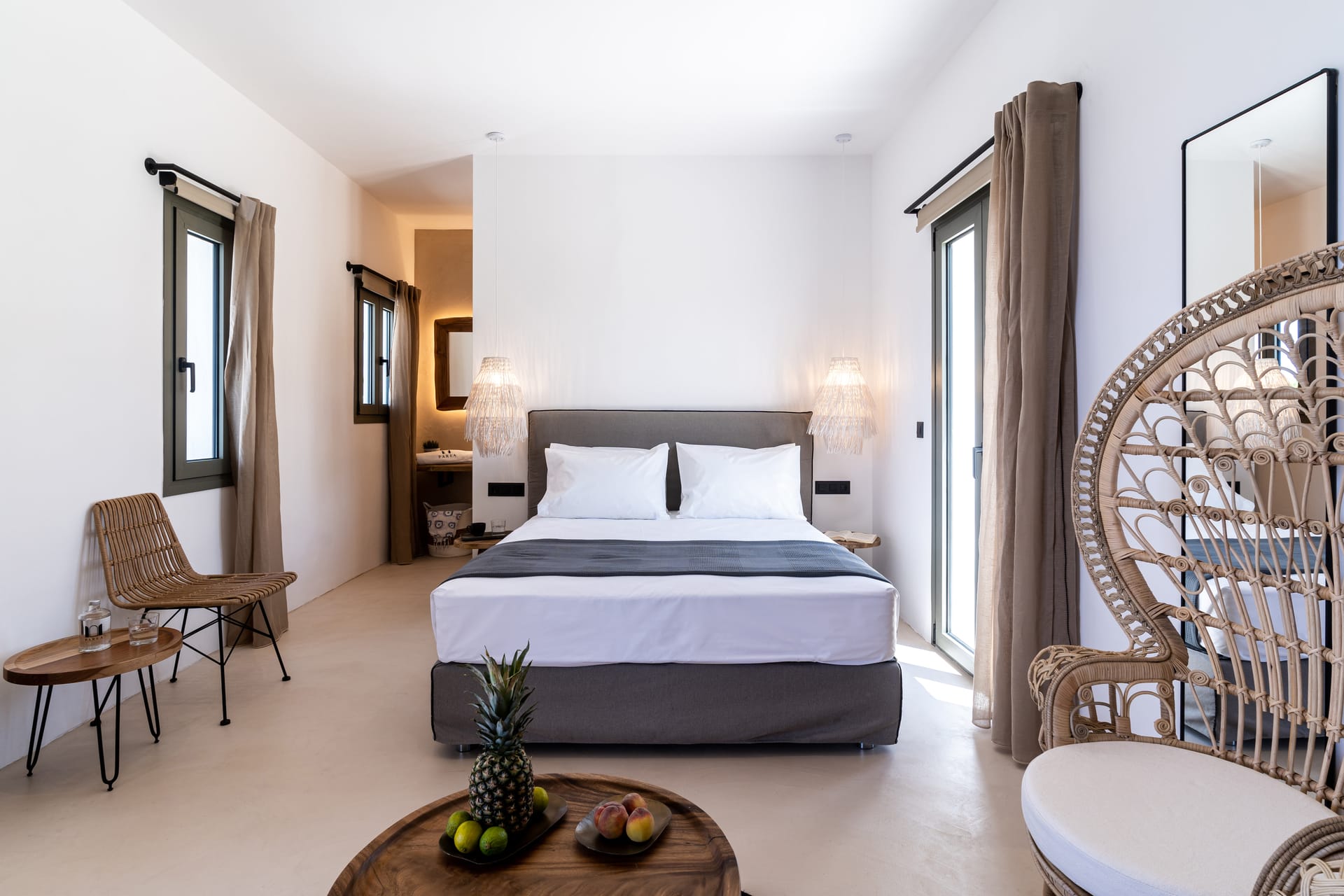 Deluxe Double w/ Balcony &amp; Sea View