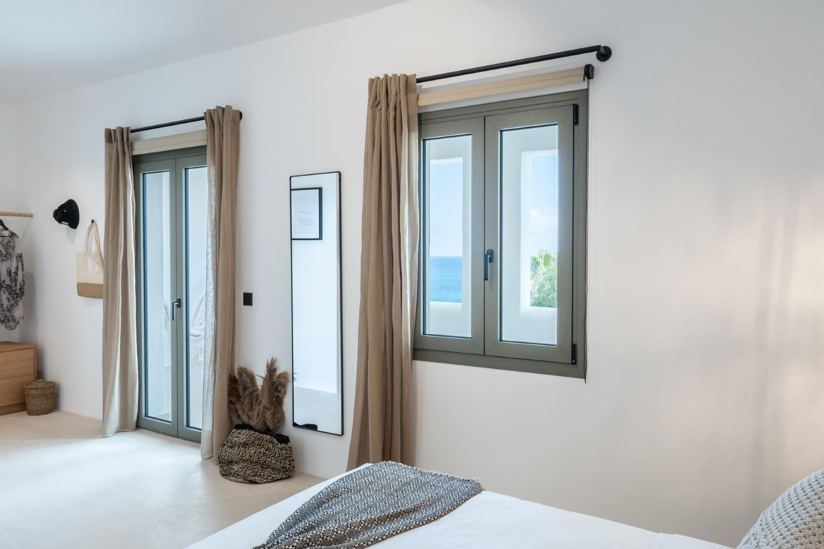 Romantic Double w/ Terrace & Sea View