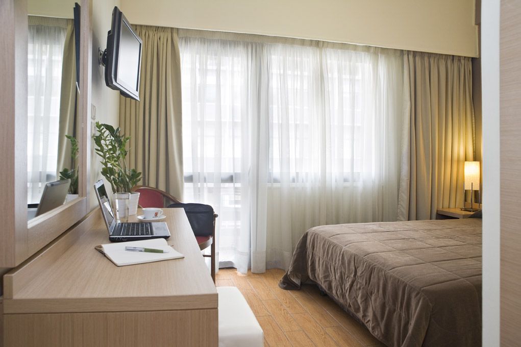 Single Bed Room Parnon Hotel Athens, Greece Boook Online