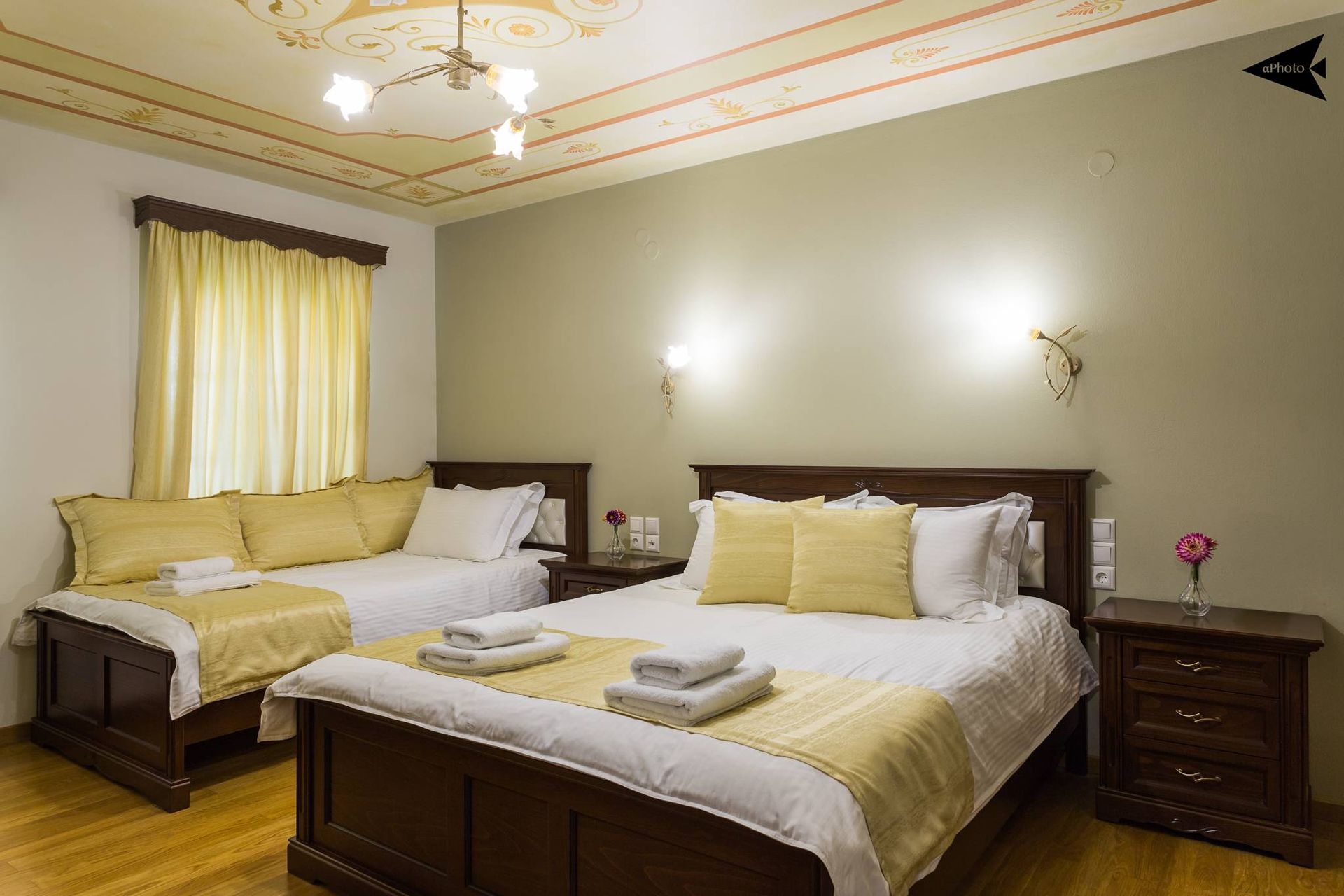 Calendula Deluxe Triple Room