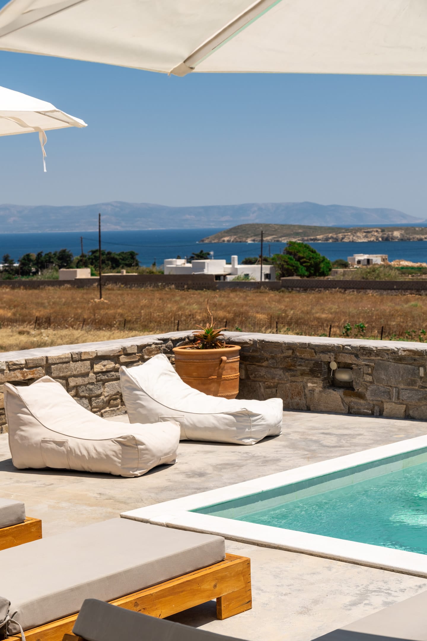 Cycladic Breeze Villas