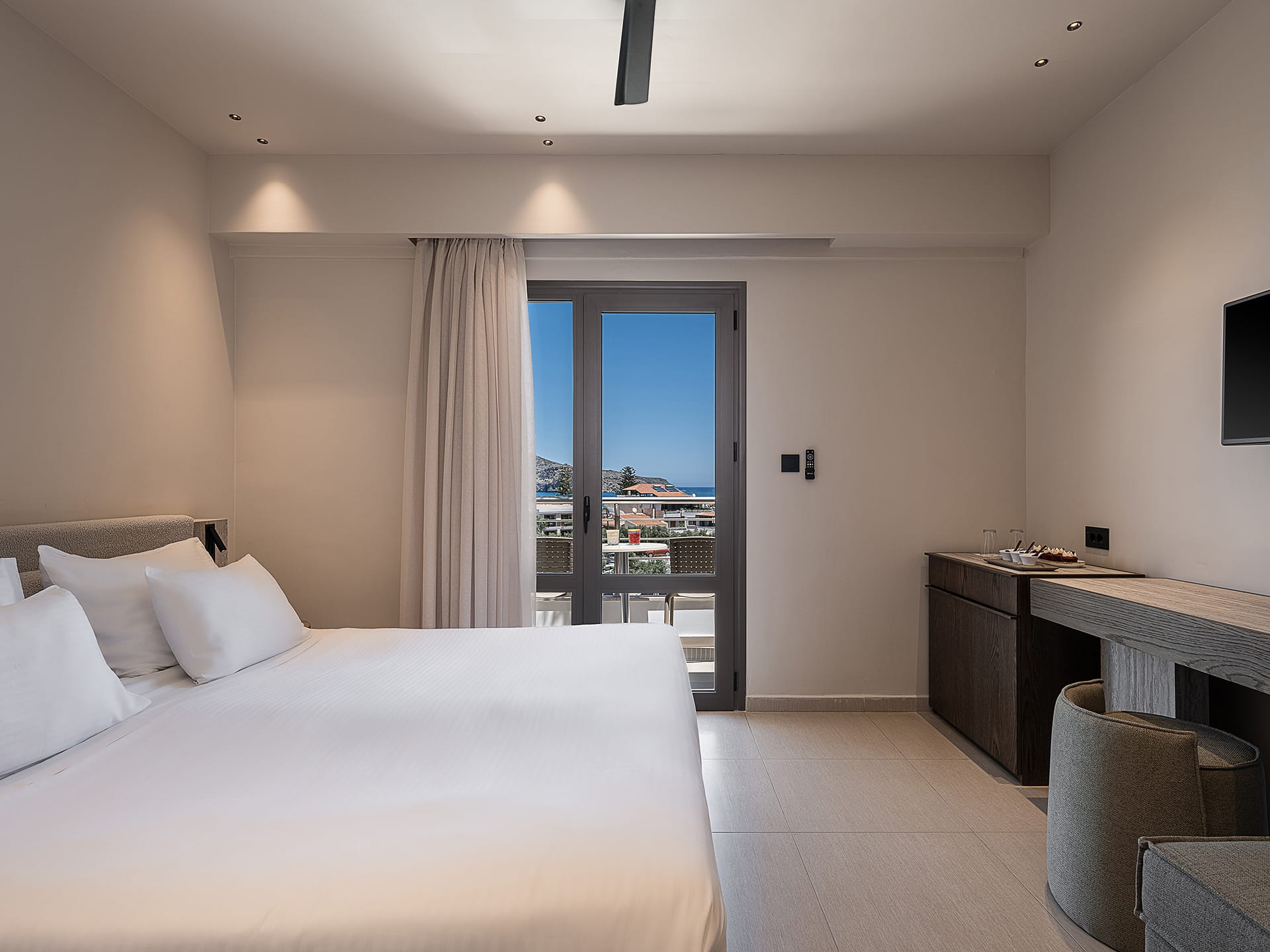 Superior Double room with pool or garden view