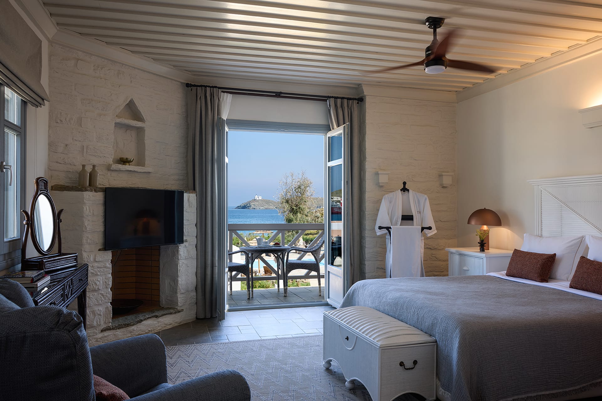 Deluxe Suite with Sea view