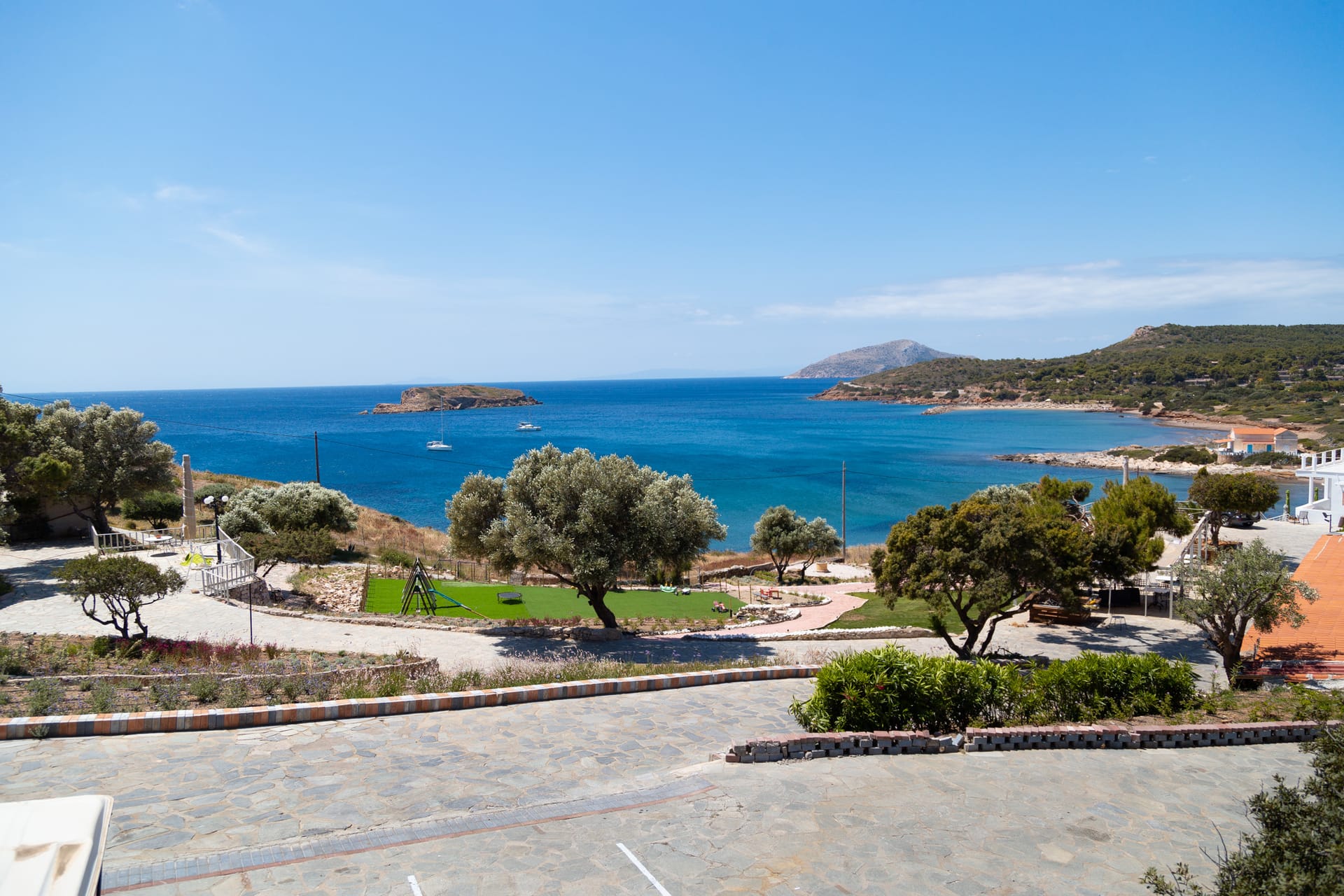 Poseidon Apartments & Villas by the Sea