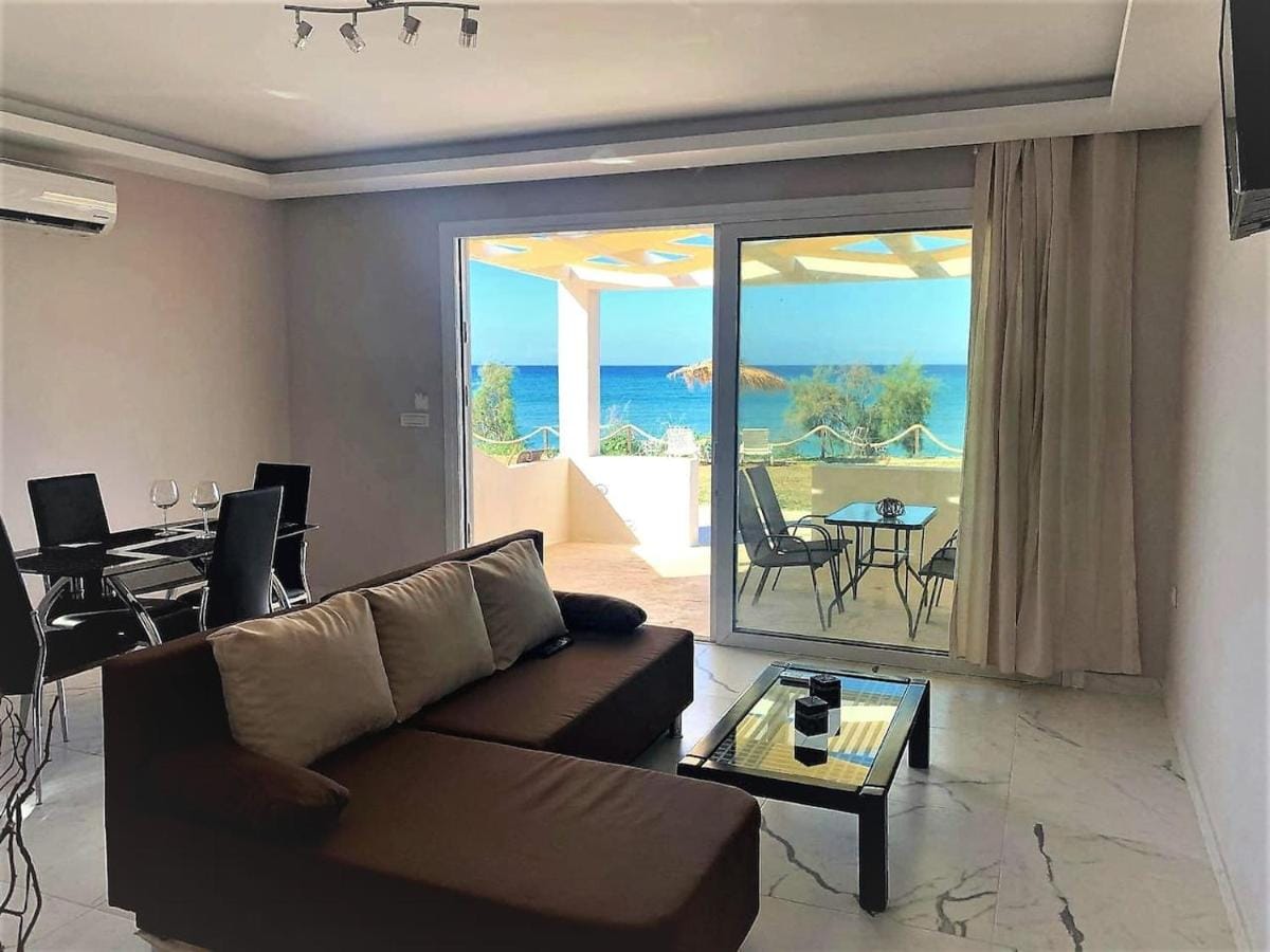 Seashore Stream Suites