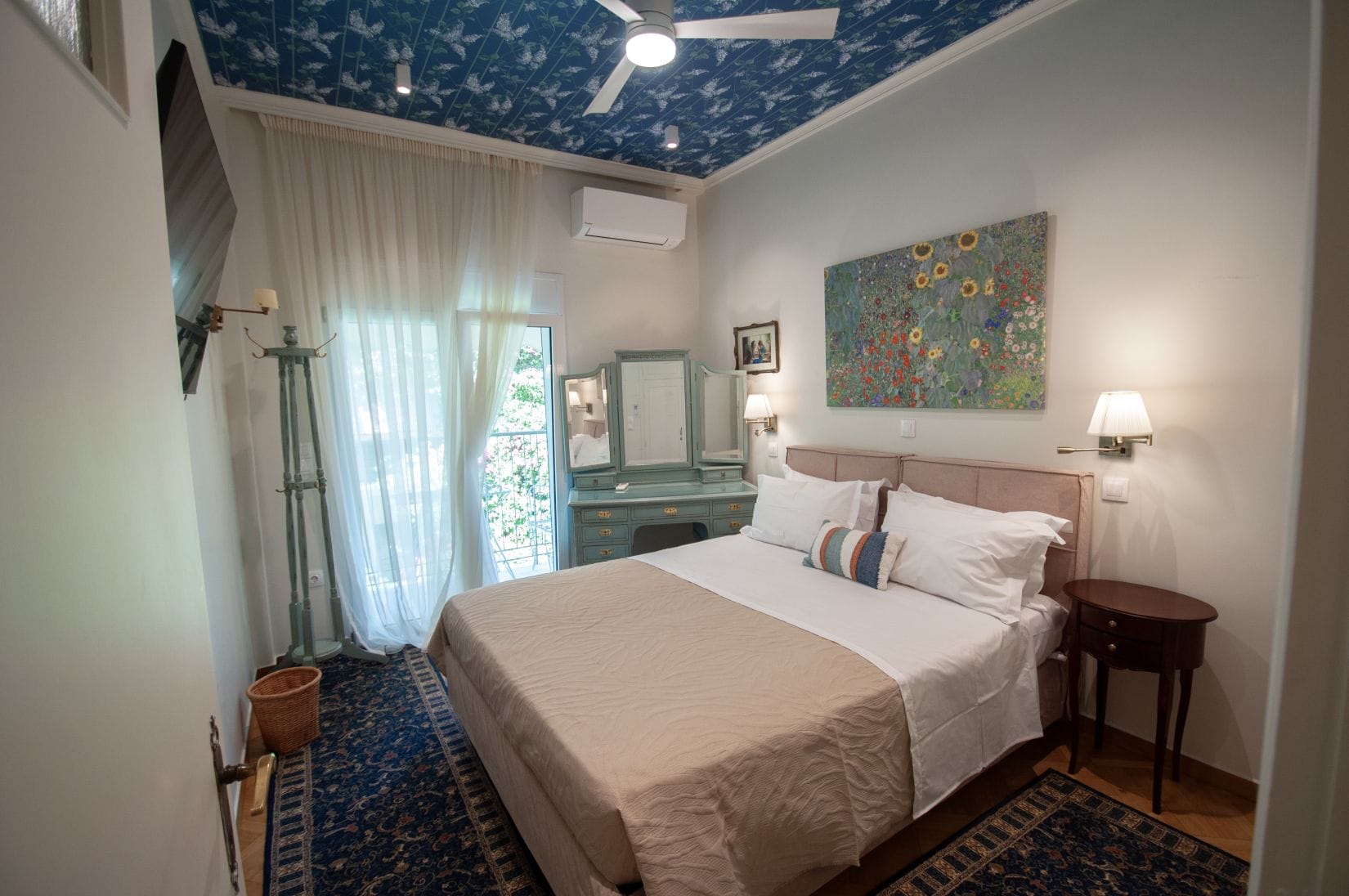 Rastoni Athens Suites near Acropolis, Acropolis, Grčka — Kolonaki Garden View Suite | Xenokratous 25 Athens 106 76