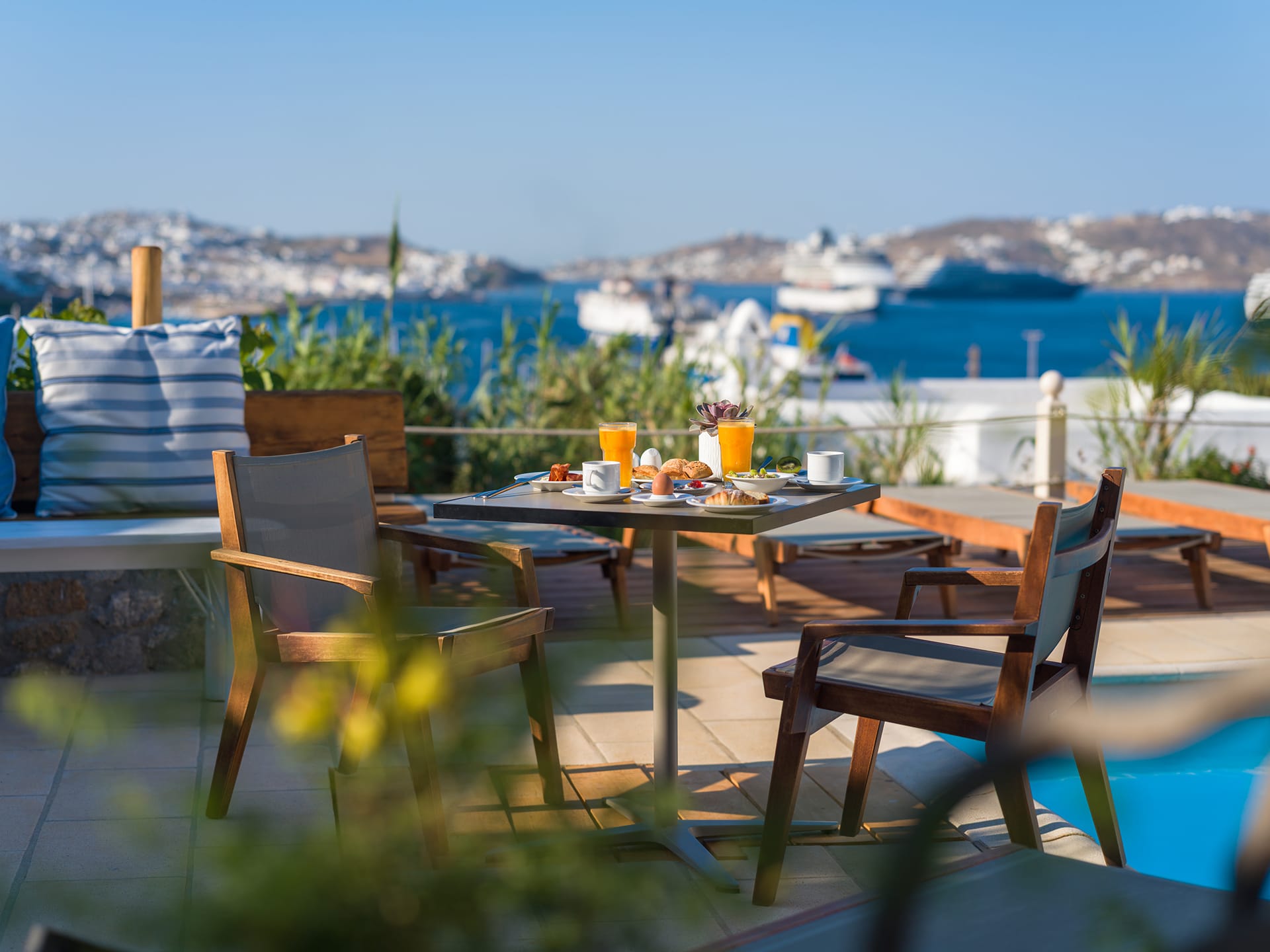 Rhenia Hotel, ,