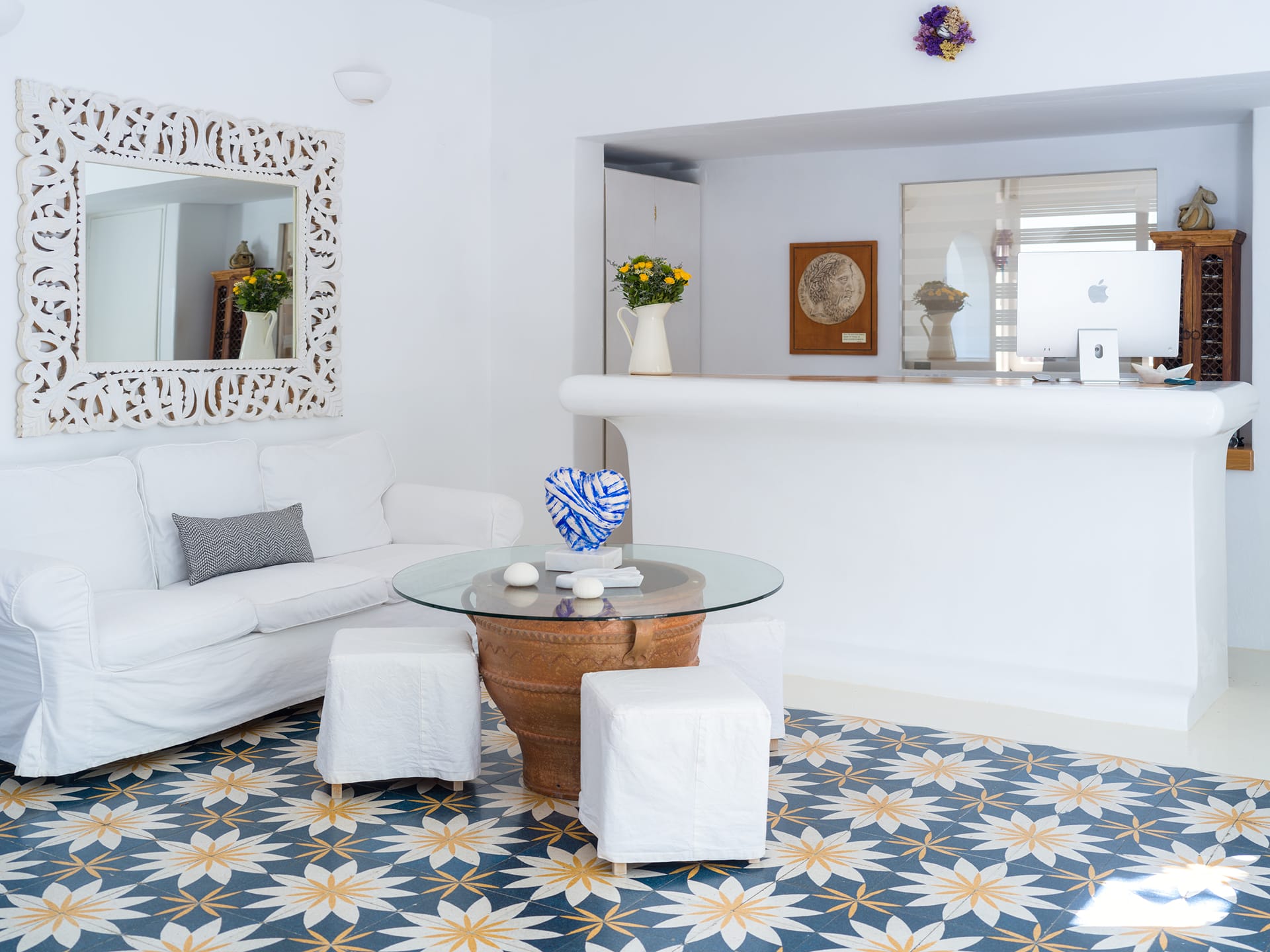 Rhenia Hotel, ,