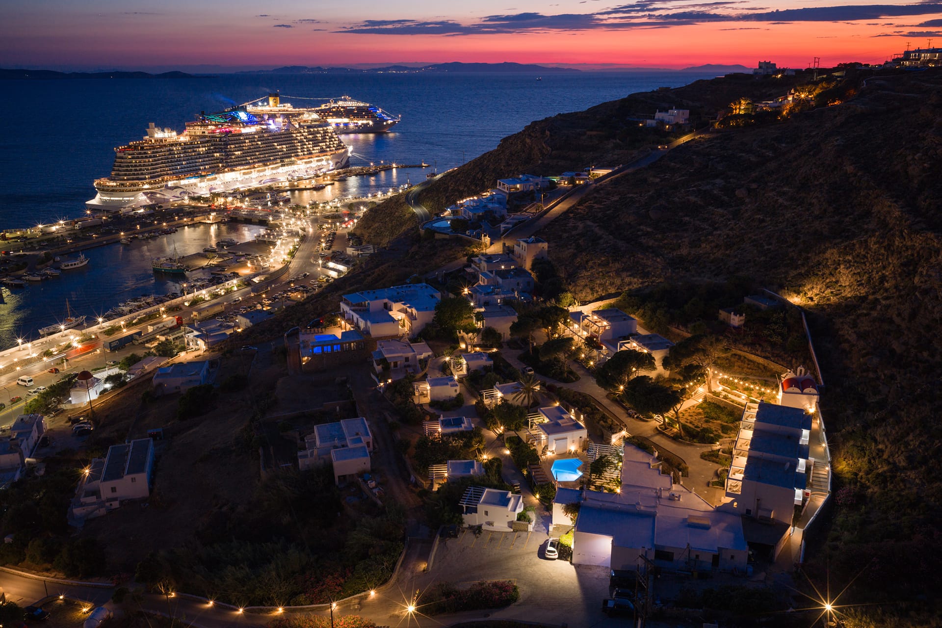 Rhenia Hotel, ,
