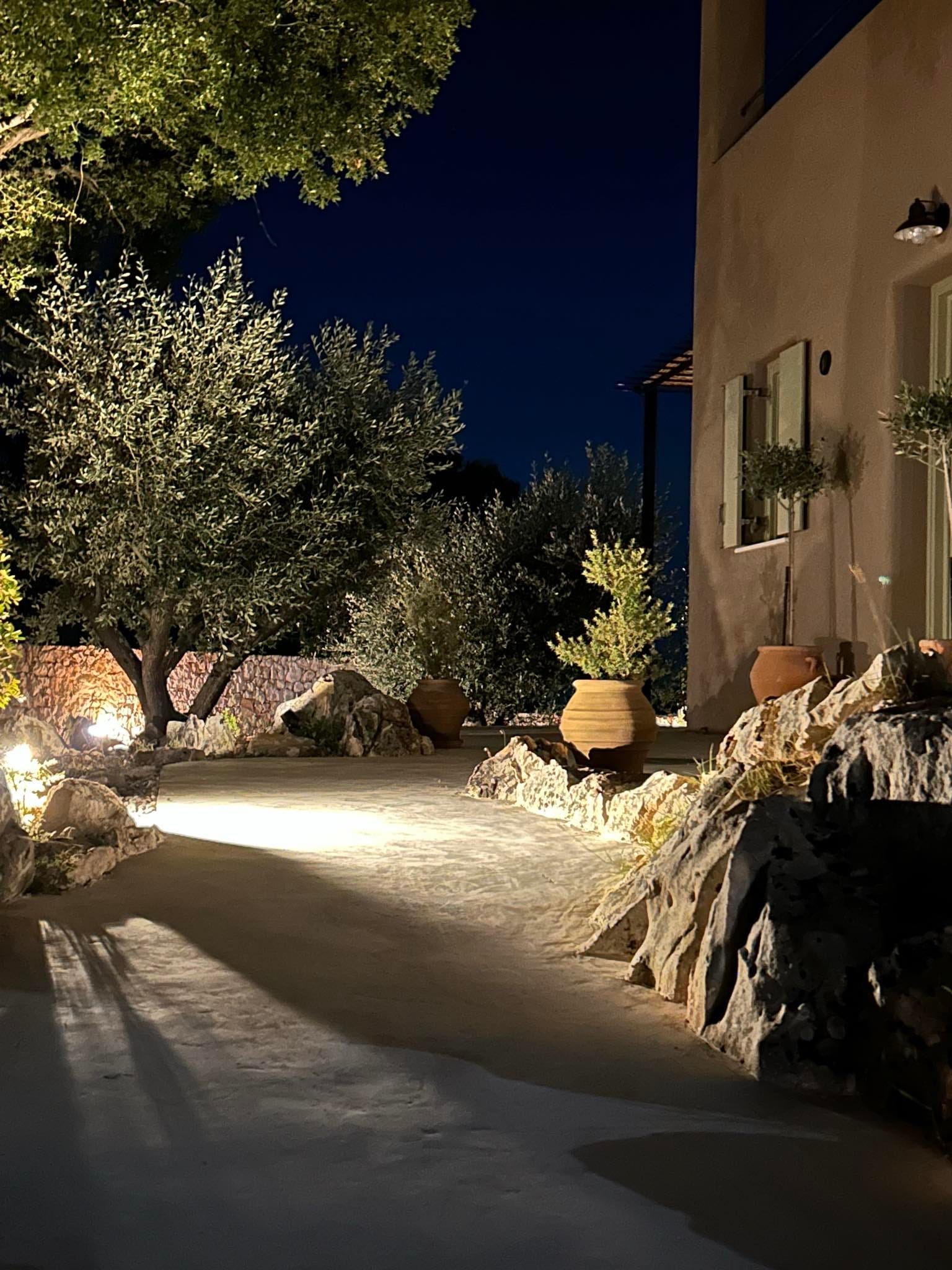 Rock n' Olive Villas
