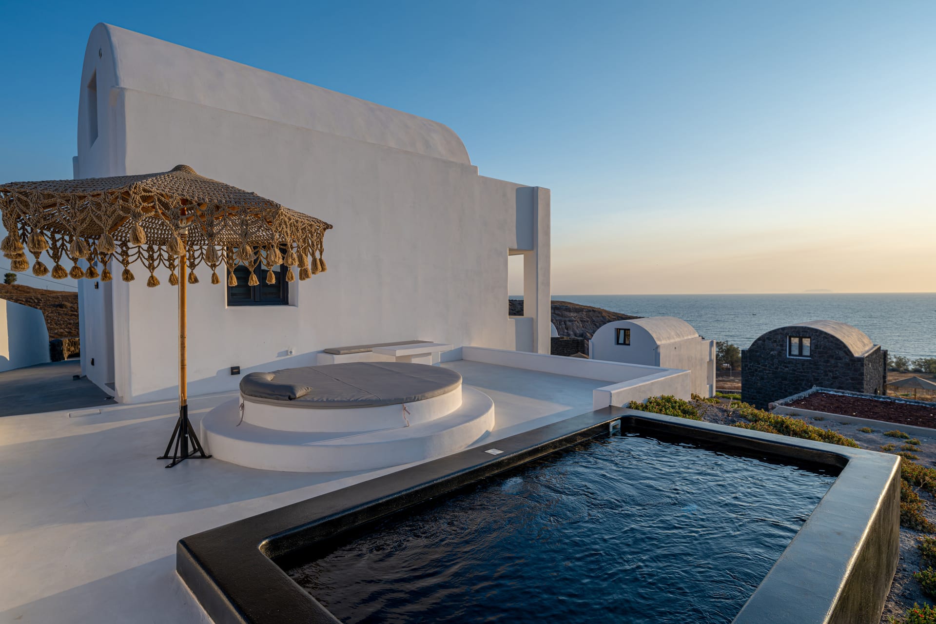 San Nectar Luxury Villas, Firostefani, Grčka — Zephiros Villa with Private Pool & Sea View