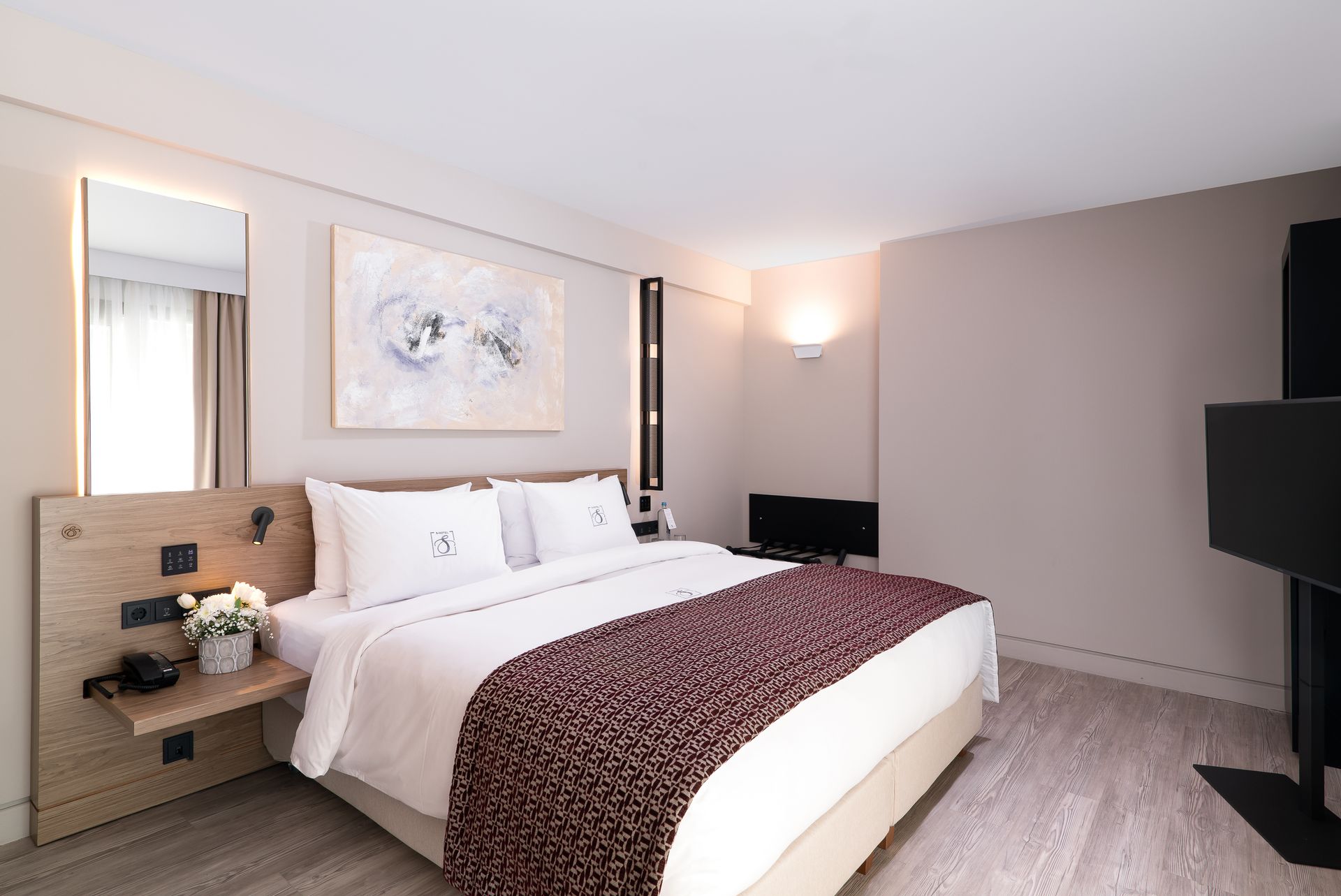 Queen Room