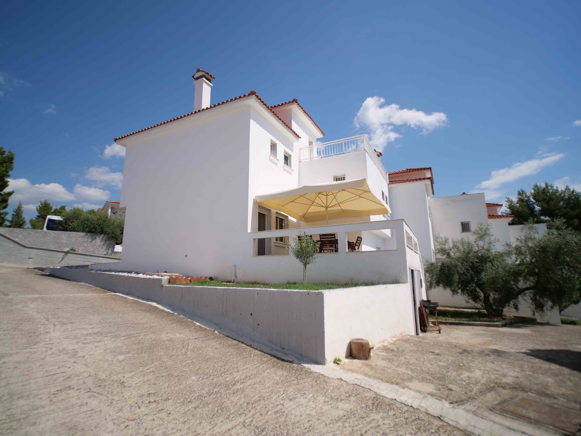 'ARTEMIS' Holiday Home