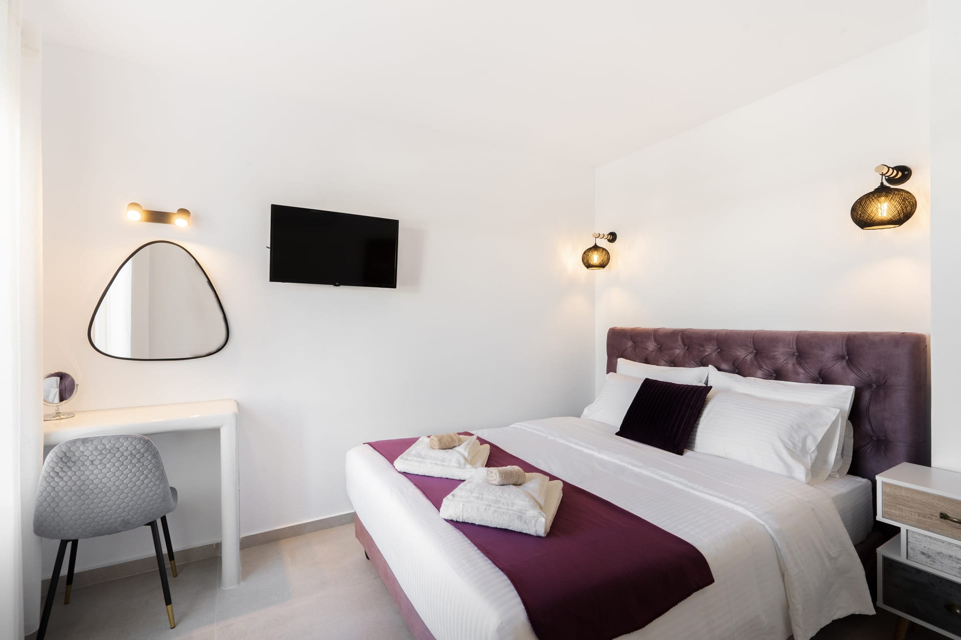 Deluxe Apartment