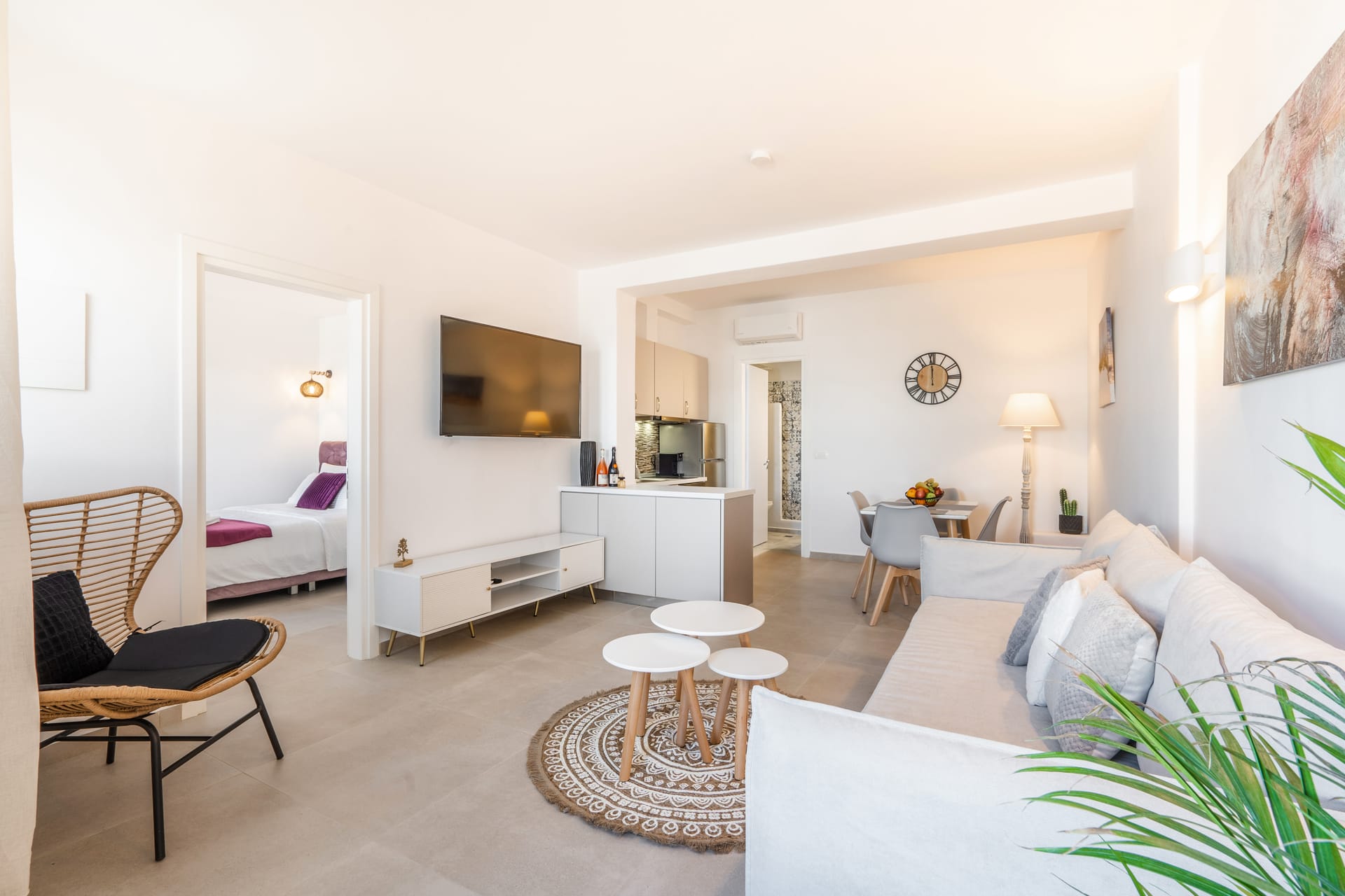 Deluxe Apartment