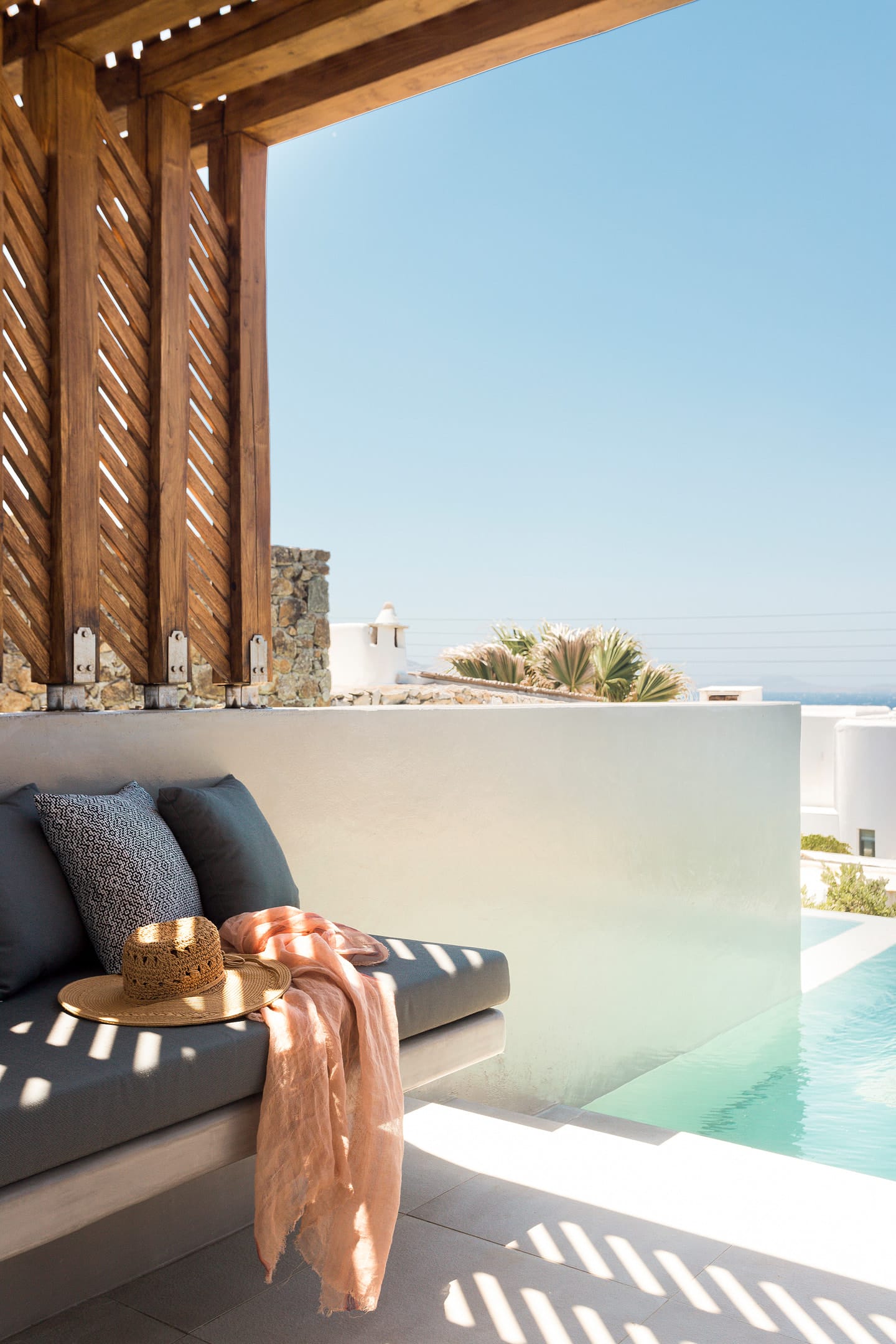 Executive Suite with Sea View and Heated Pool