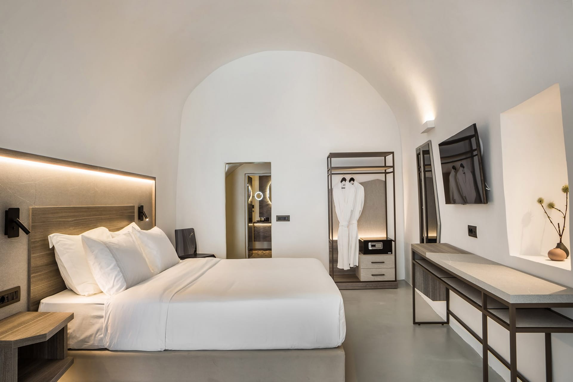 Honeymoon Suite