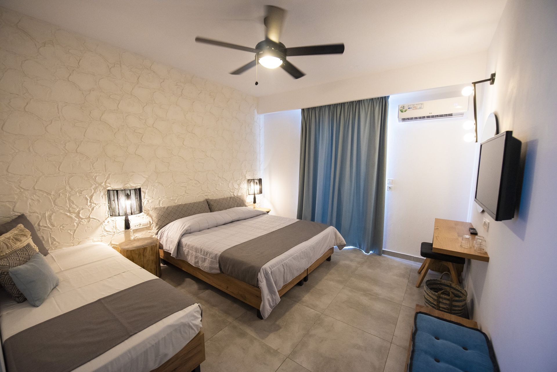 Deluxe Triple Room