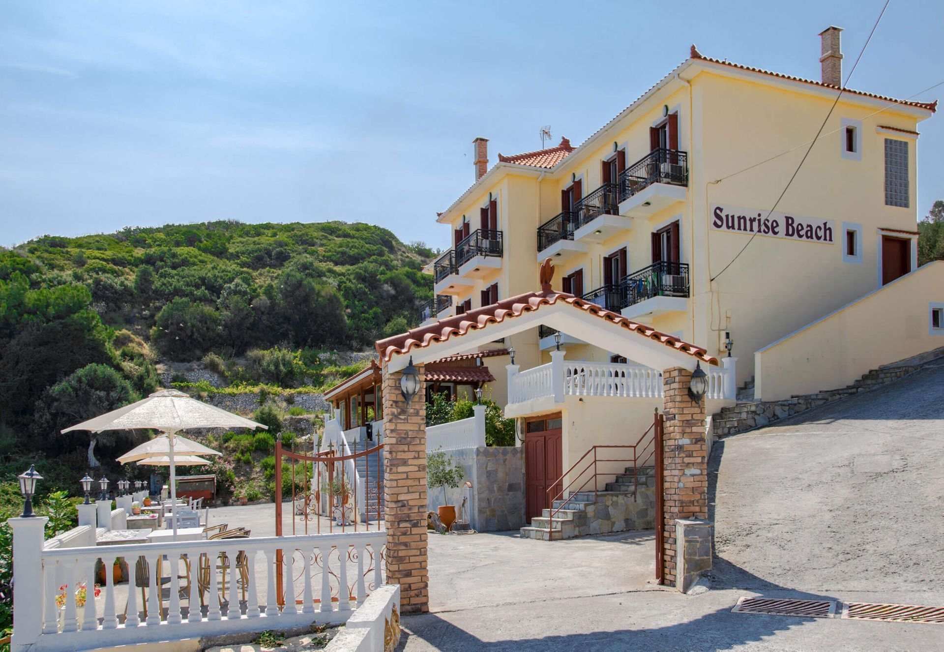 Sunrise Beach Hotel 3 * Sunrise Beach Hotel 3 *
